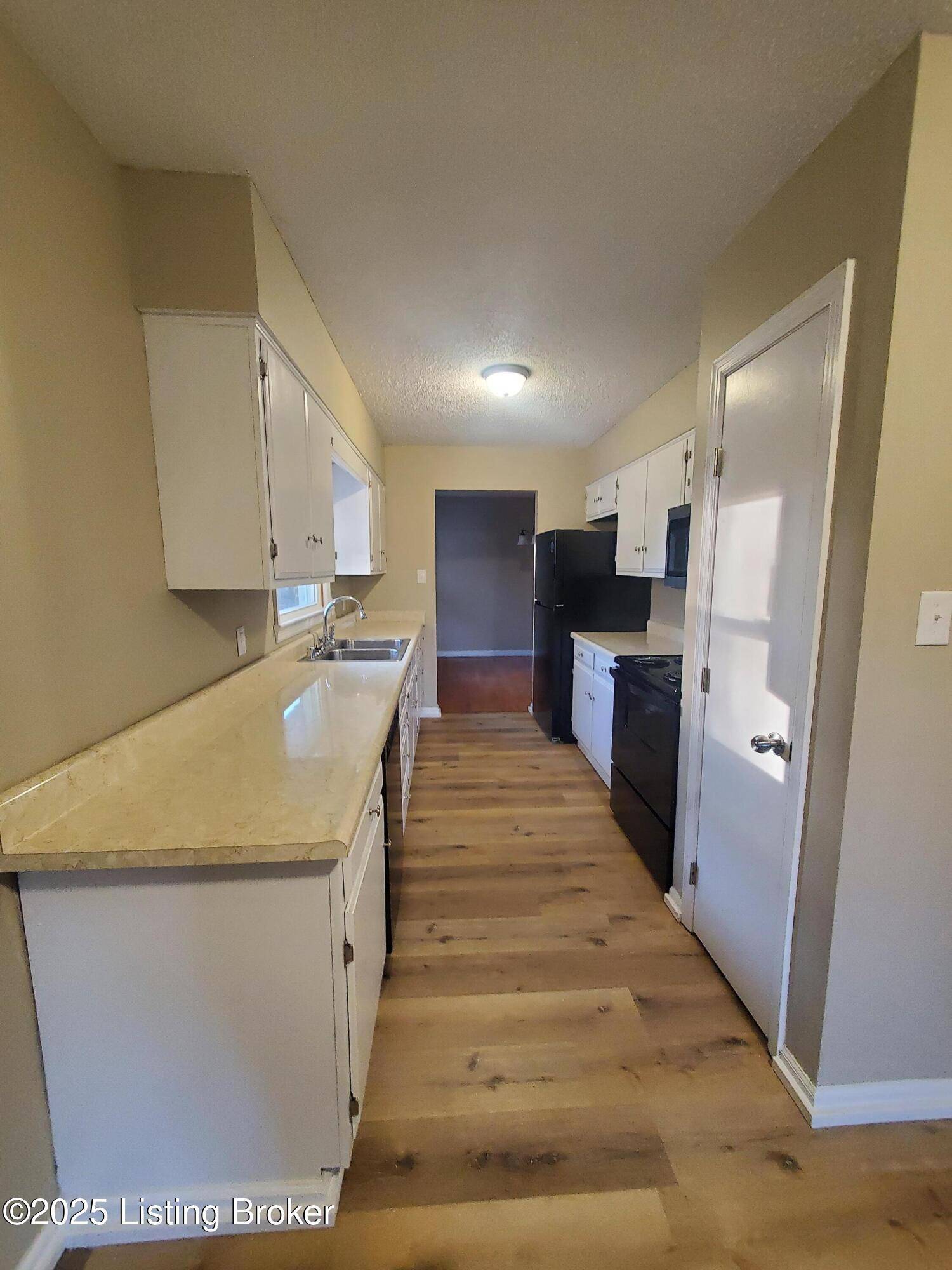 Vine Grove, KY 40175,120 parkside Cir