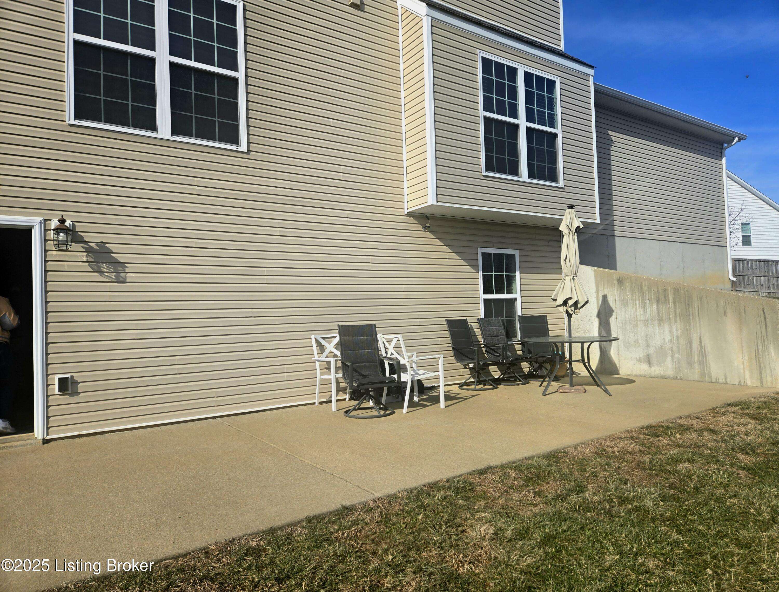 Elizabethtown, KY 42701,270 Riley WAY