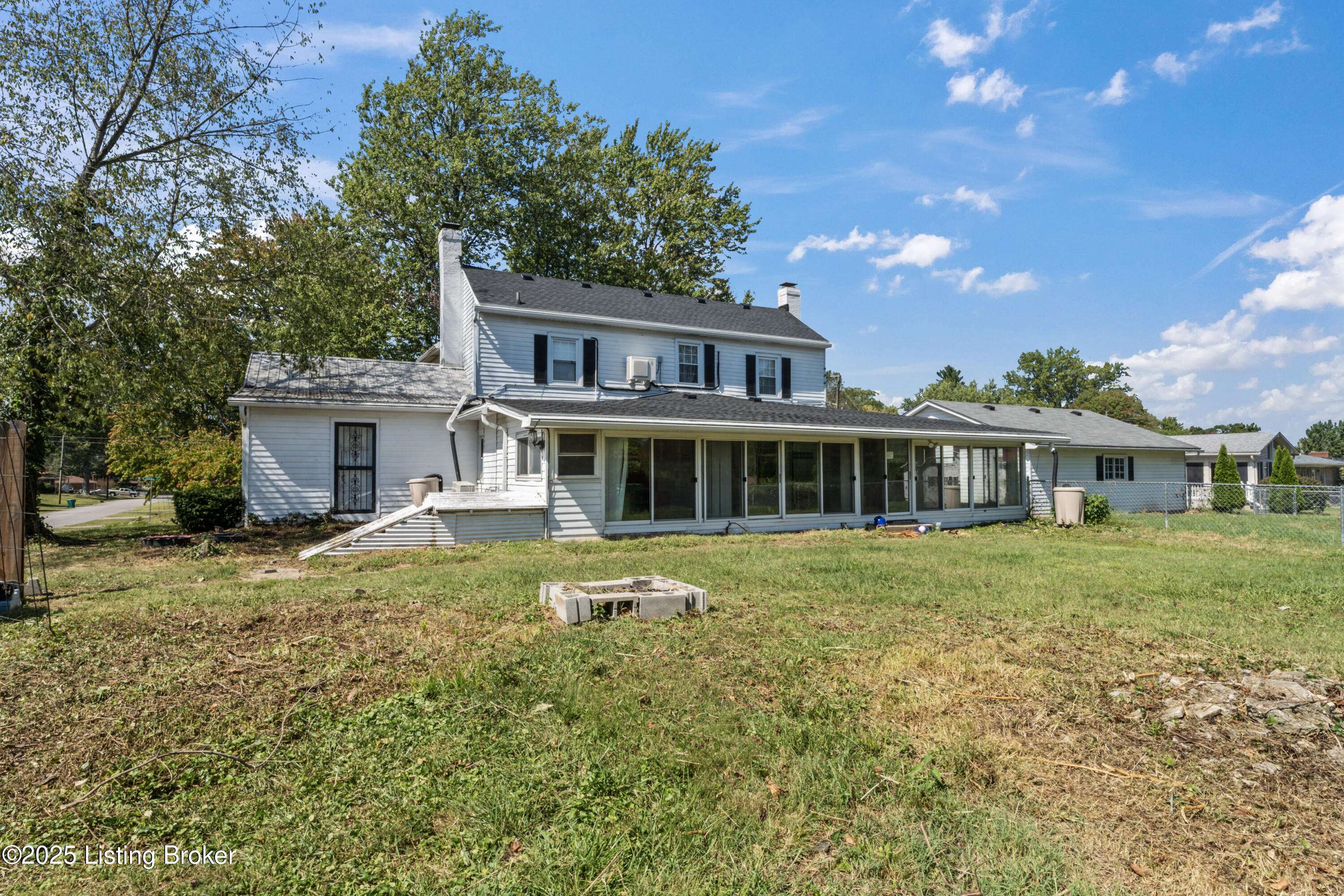 Louisville, KY 40228,7211 Tangelo Dr