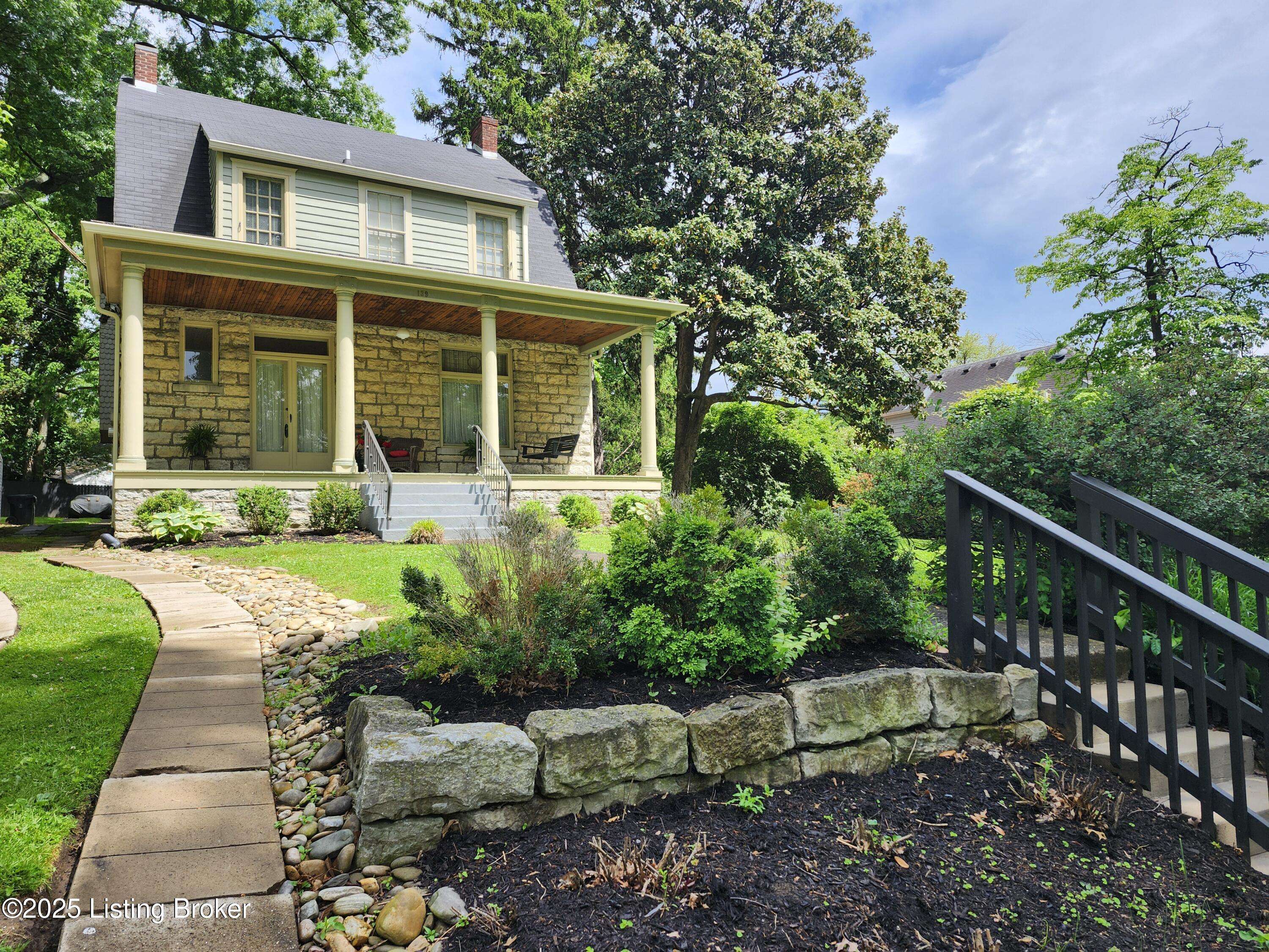 Louisville, KY 40206,139 N Crestmoor Ave