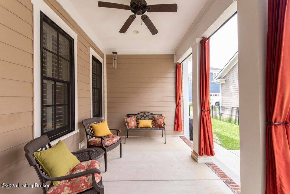 Prospect, KY 40059,11008 Kings Crown Dr