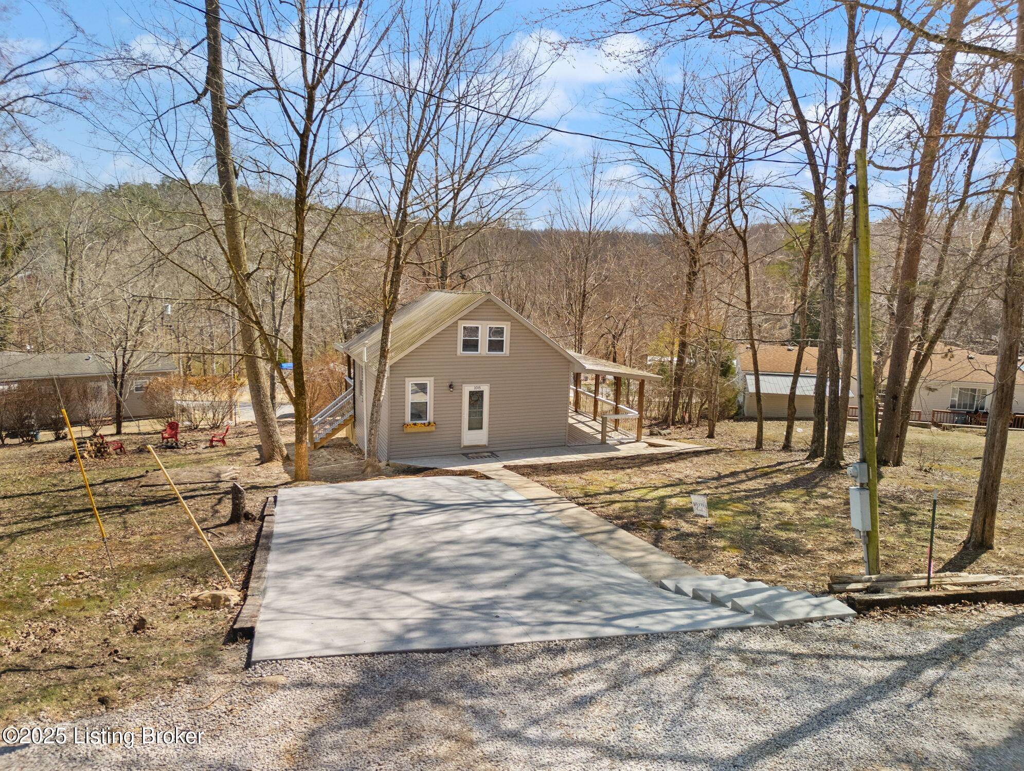 Mammoth Cave, KY 42259,108 Clear Spring Ct