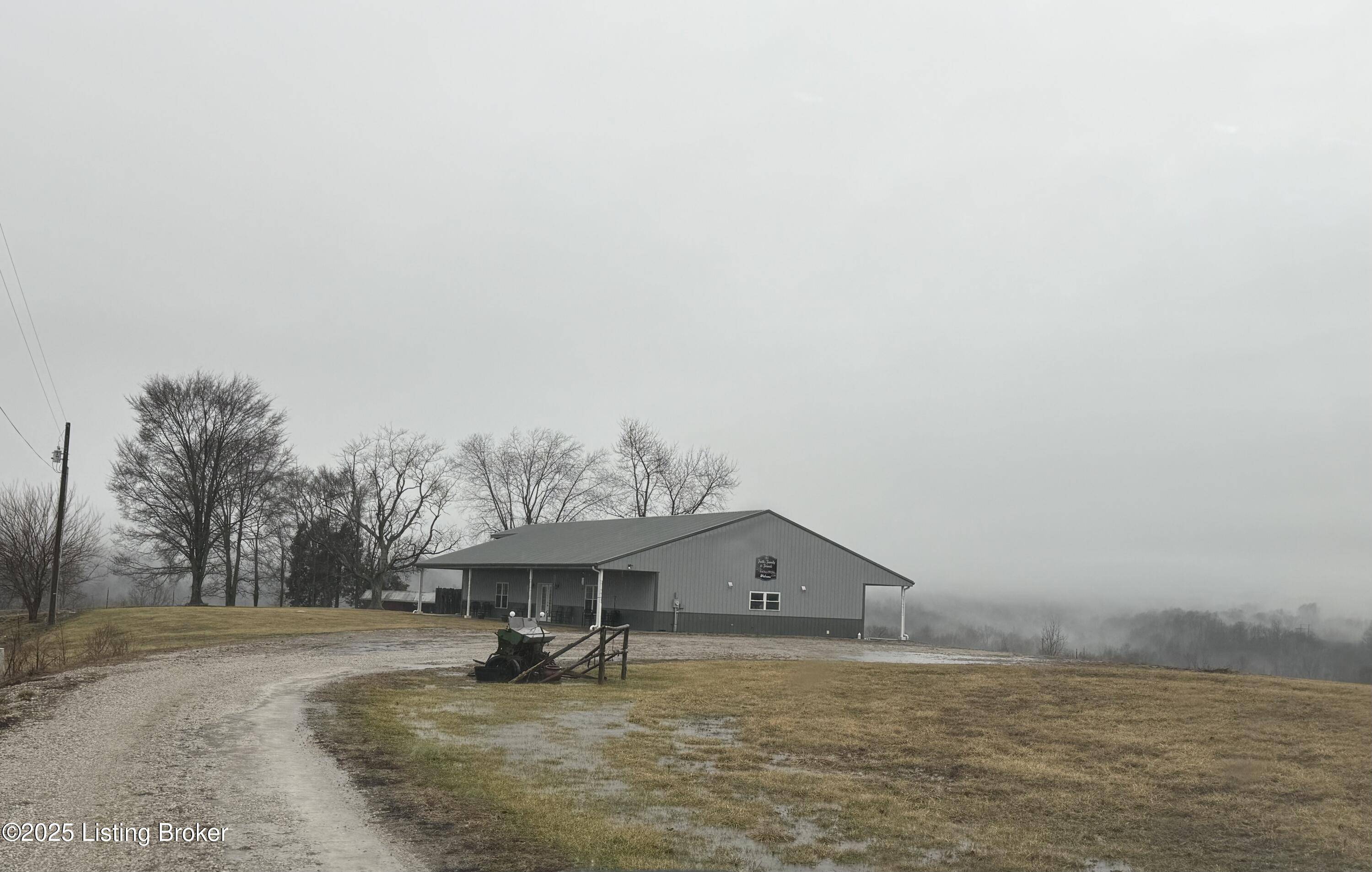 Hardinsburg, KY 40143,377 William Taul Ln