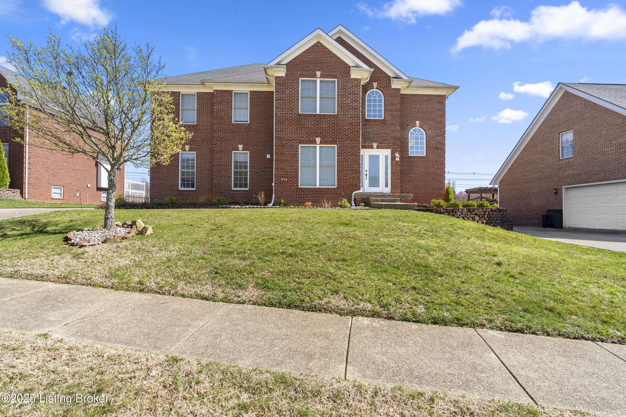 Louisville, KY 40299,5131 Oaklawn Park Dr