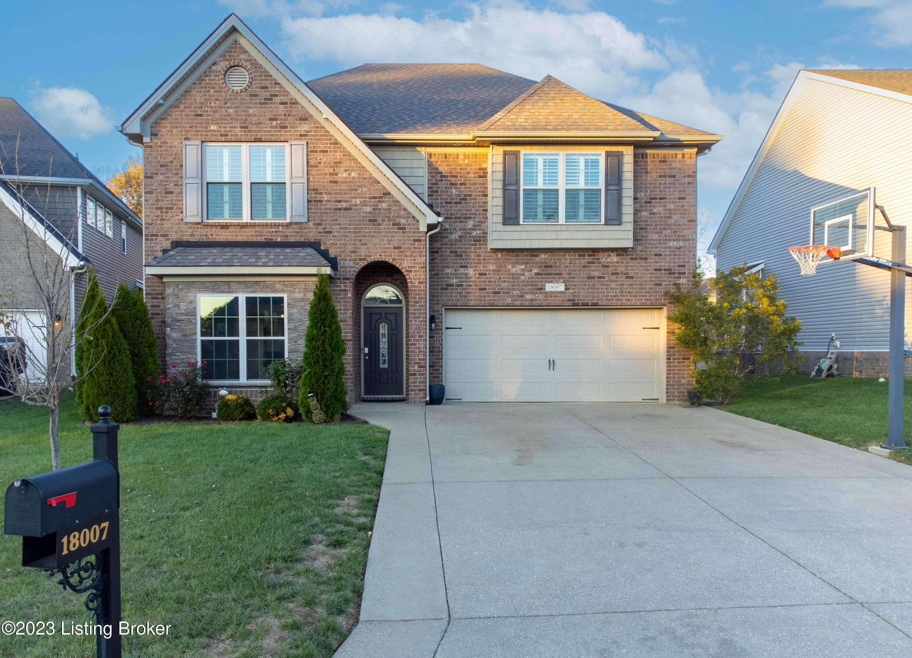 Louisville, KY 40245,18007 Teton Ridge Ct