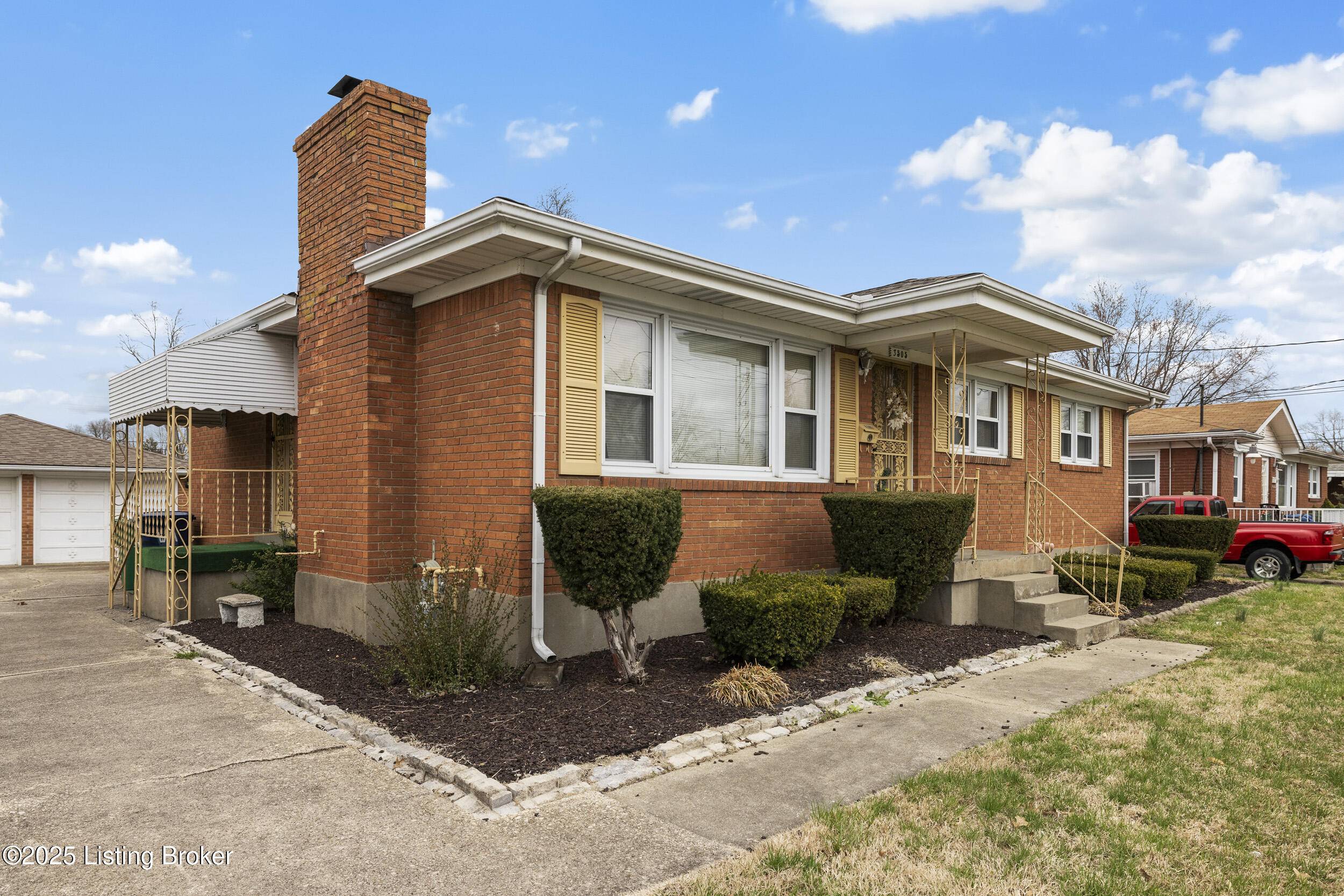 Louisville, KY 40213,3505 E Indian TRL