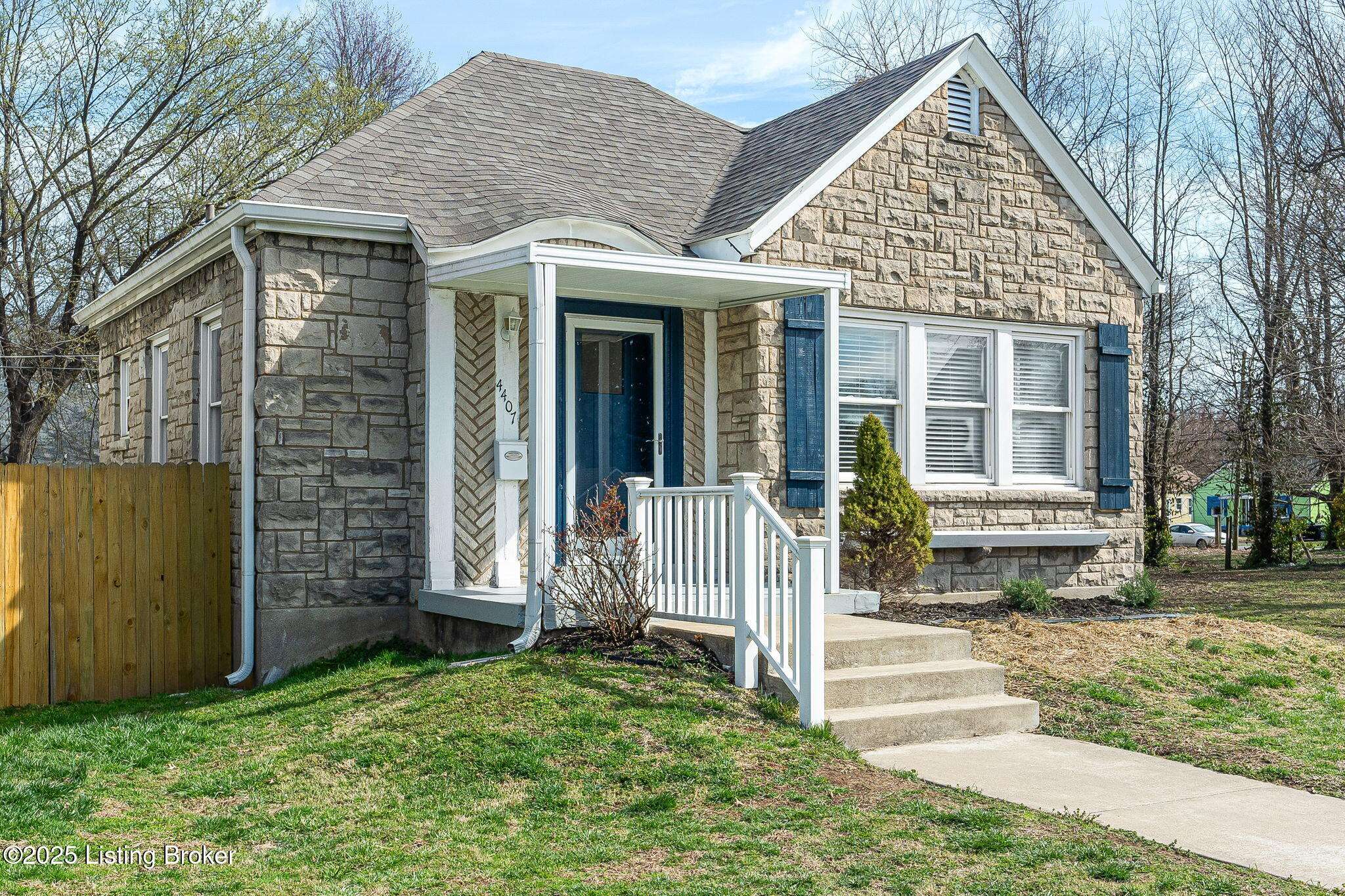 Louisville, KY 40212,4407 Jewell Ave