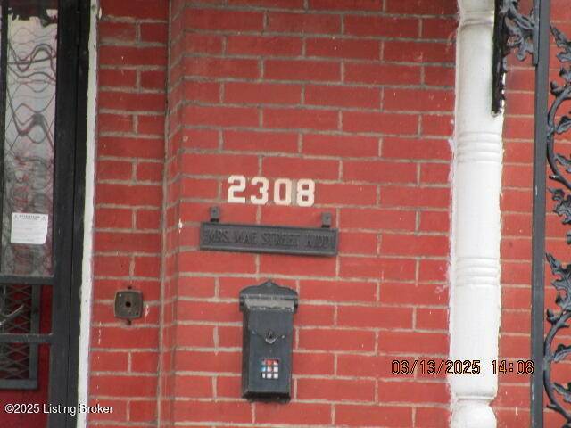 Louisville, KY 40211,2308 W Chestnut St