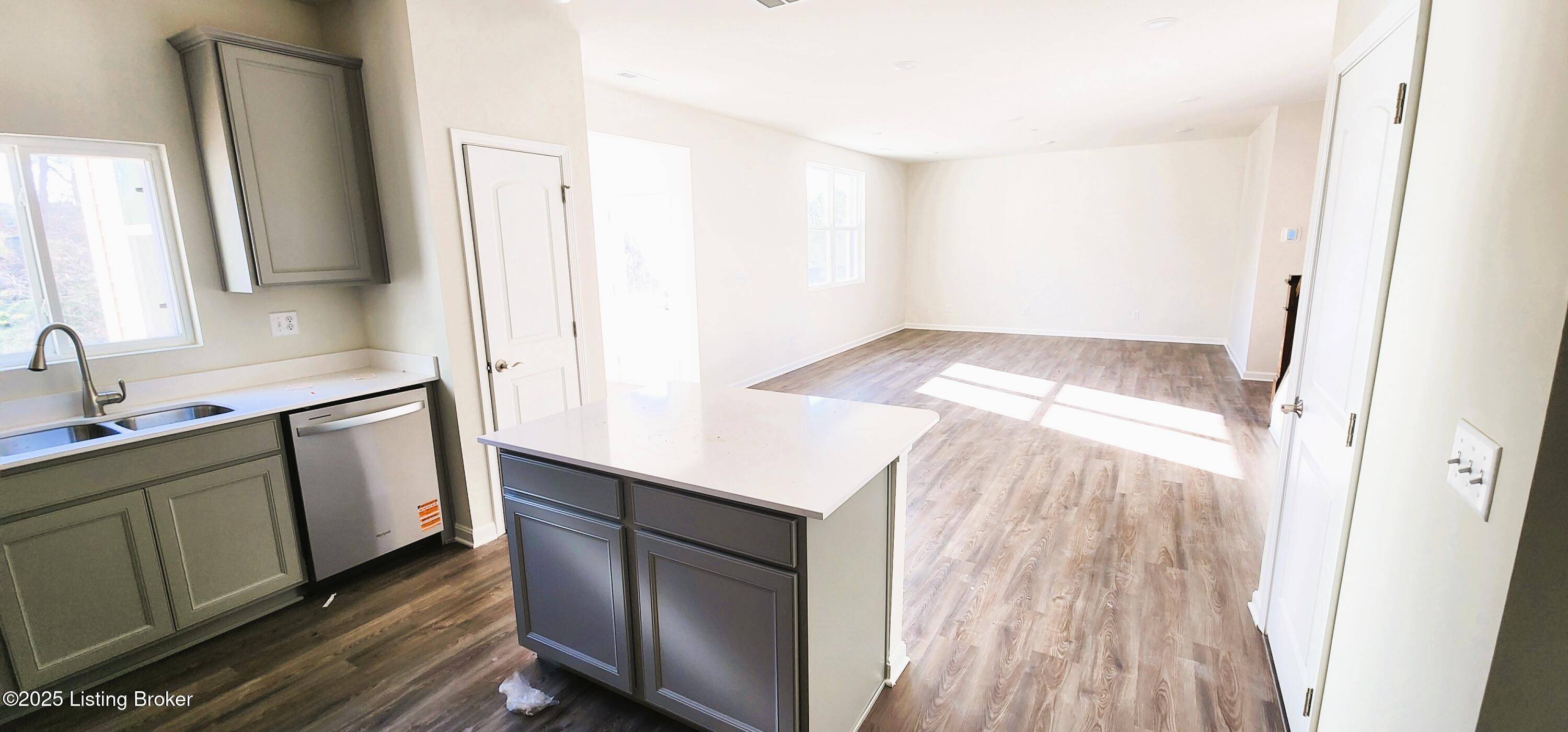 Louisville, KY 40291,6508 Fair Ridge Ln
