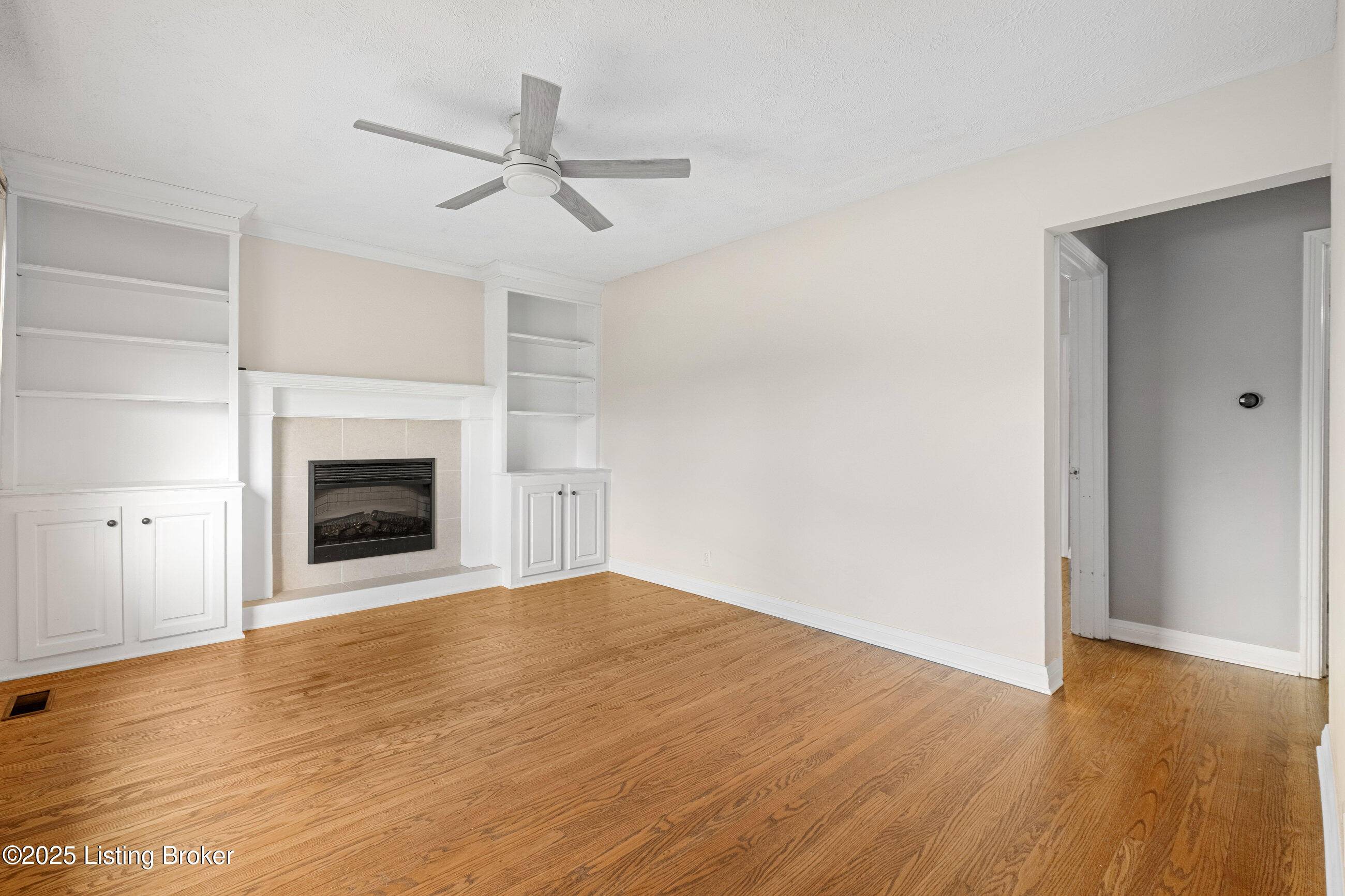 Louisville, KY 40243,12206 Davidson Dr
