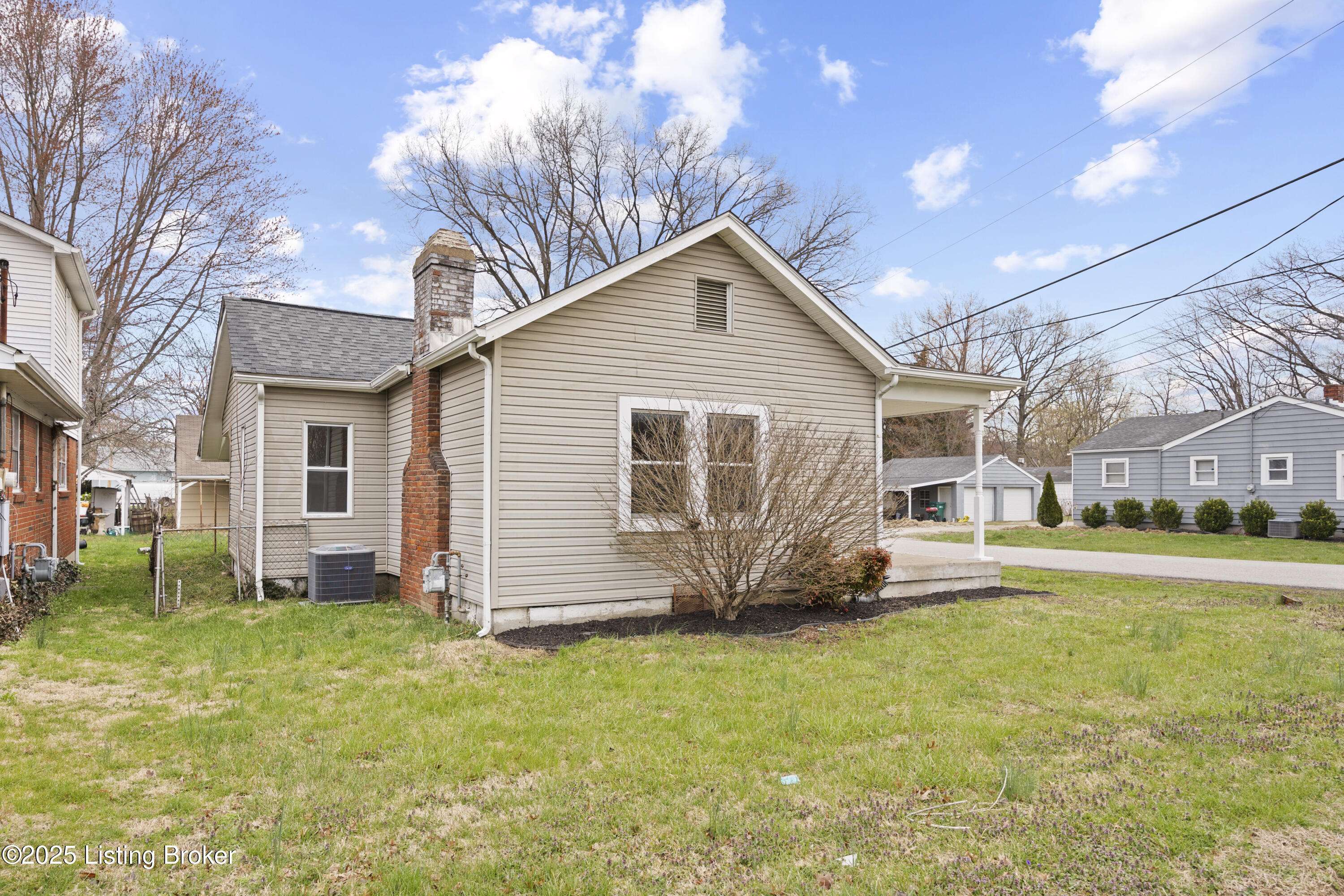 Louisville, KY 40216,1901 Lower Hunters TRCE