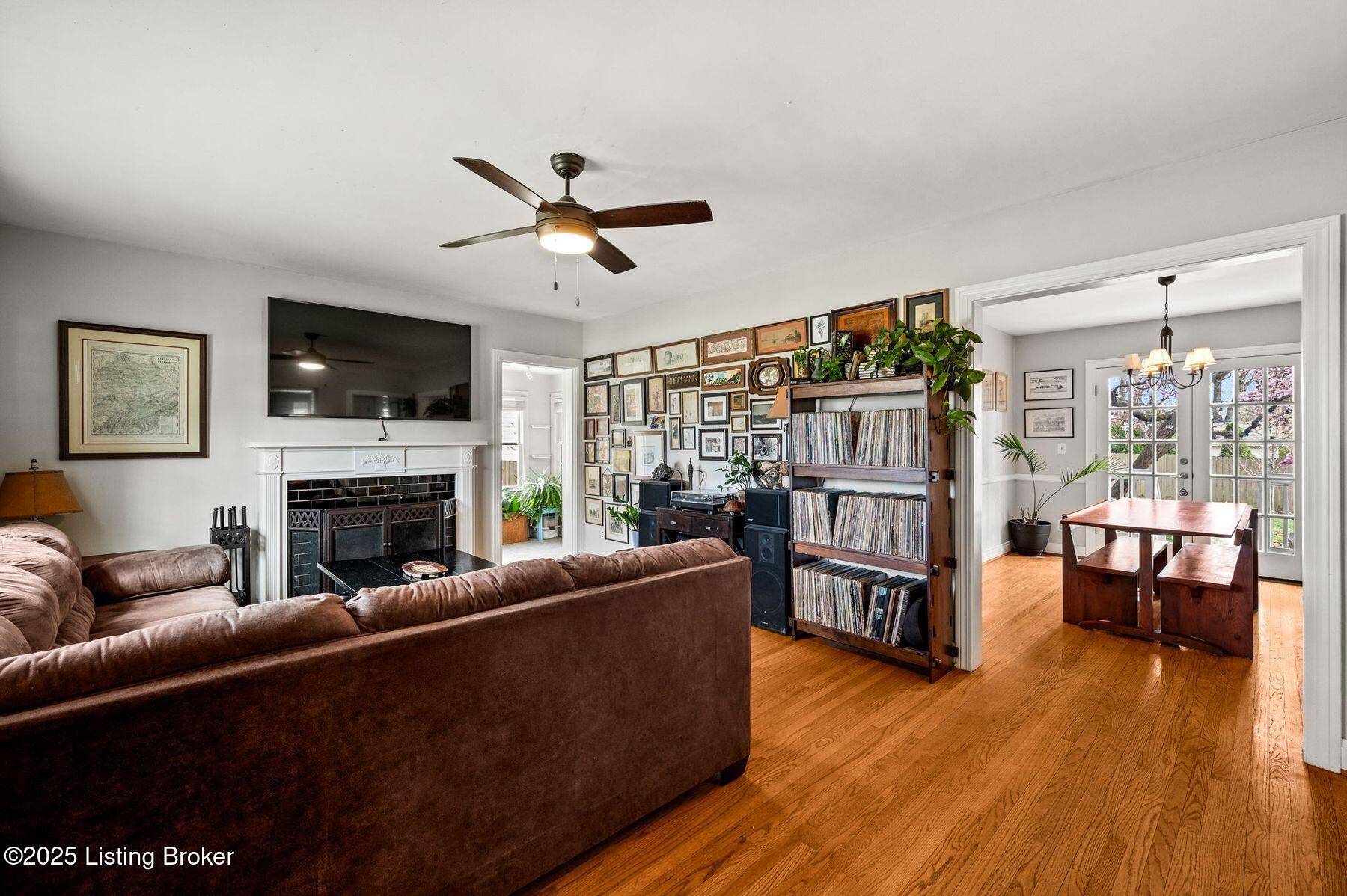 Louisville, KY 40207,3424 Lexington Rd