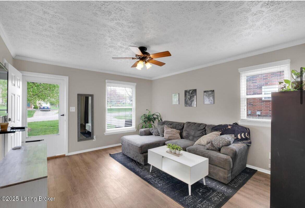 Louisville, KY 40228,7726 Dominique Dr
