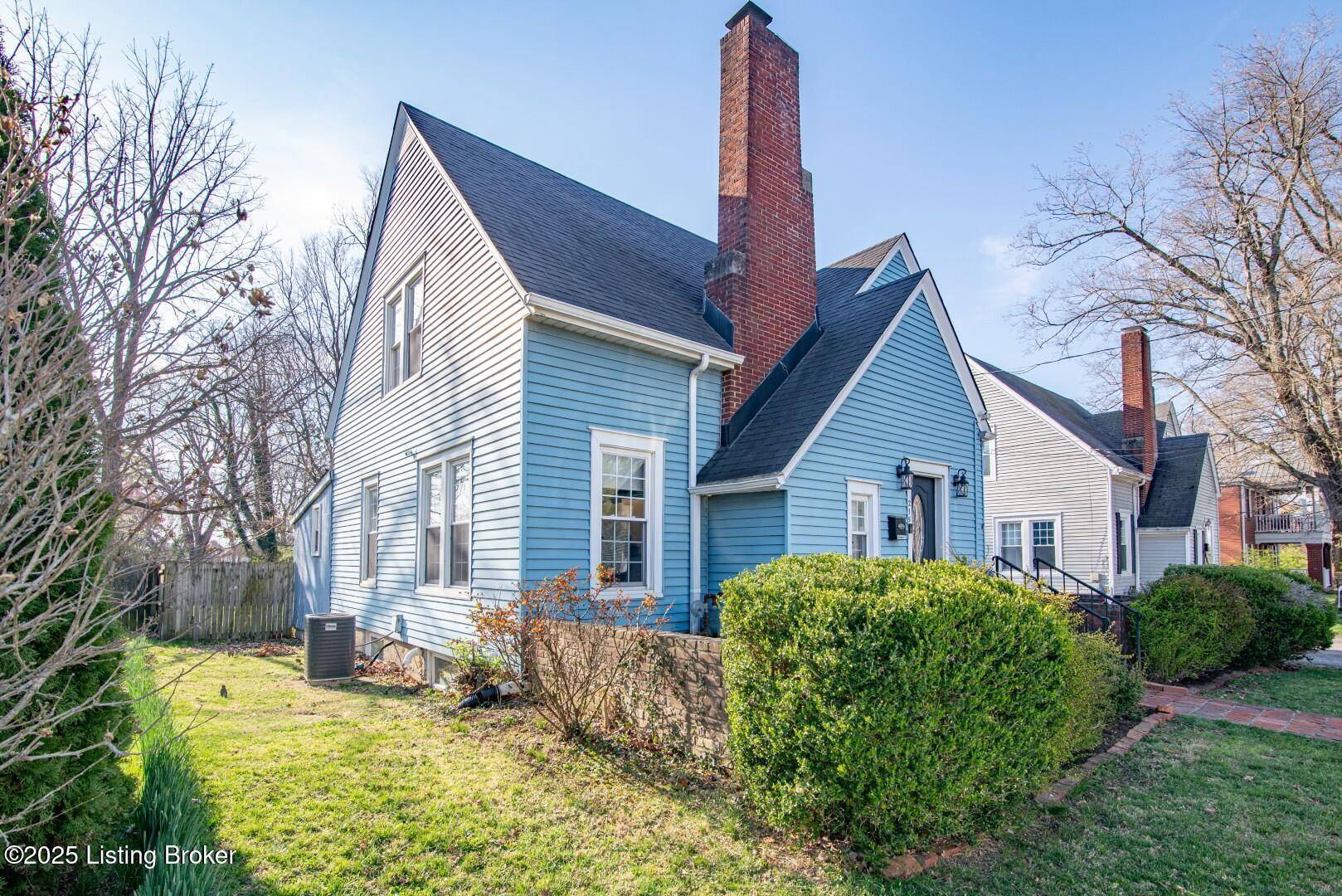 Elizabethtown, KY 42701,215 Churchill Ct