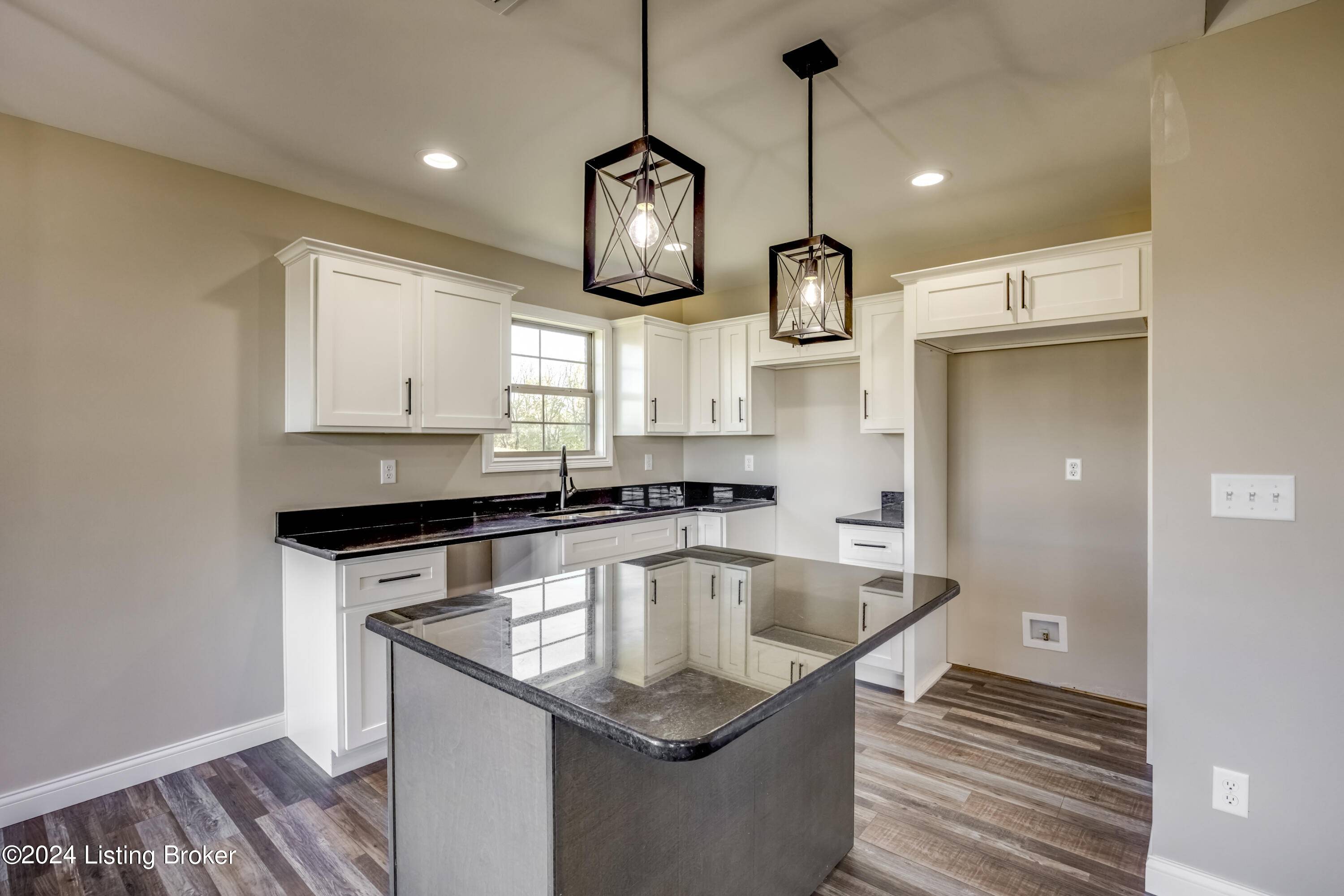 Taylorsville, KY 40071,121 New Orleans Ct
