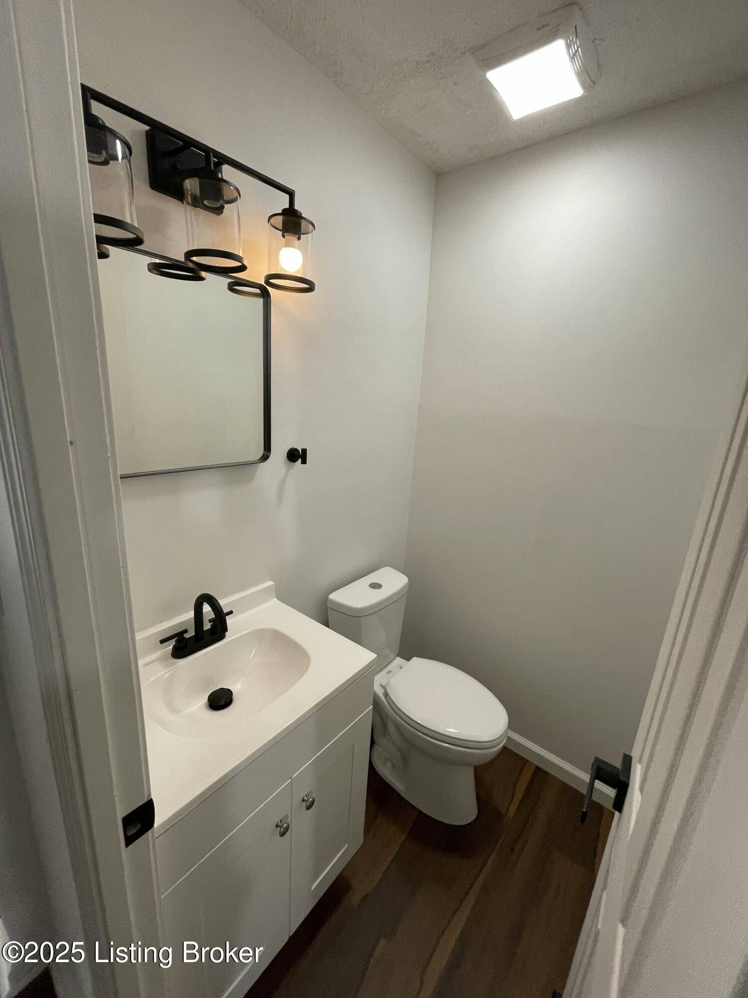 Louisville, KY 40214,5010 Wabash Pl