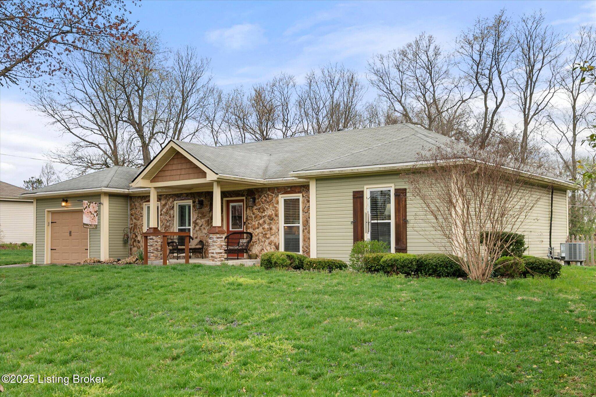 Shelbyville, KY 40065,416 Tophill Dr
