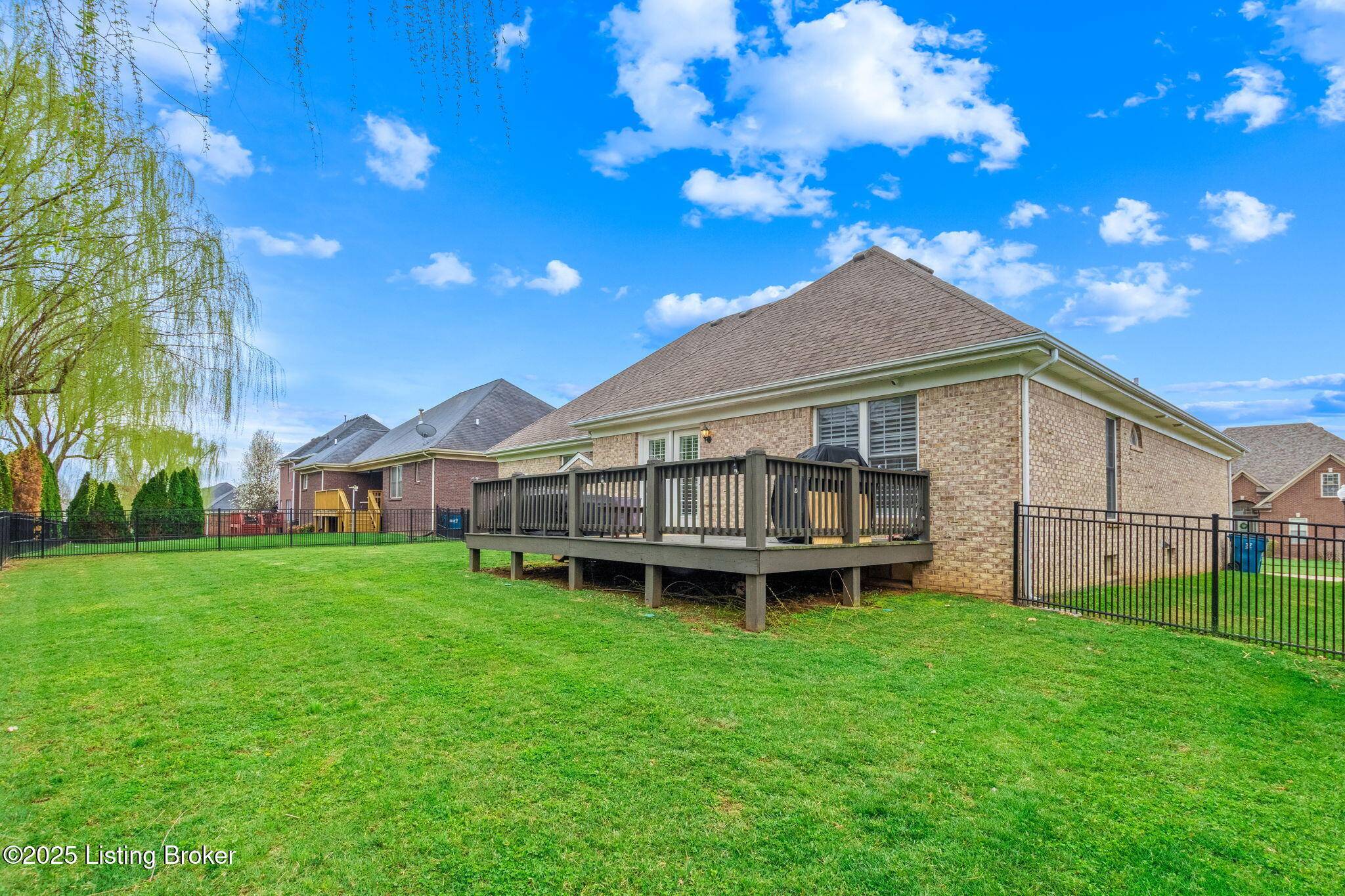 Louisville, KY 40291,7903 Niemann Dr