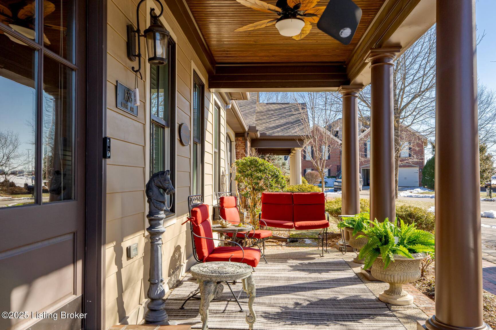 Louisville, KY 40245,16515 Briston Avon Ln
