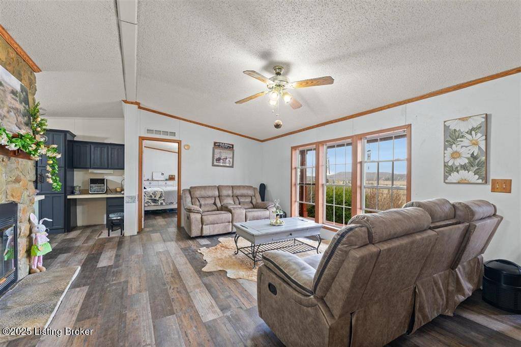 Bowling Green, KY 42101,1908 Blue Level Rd