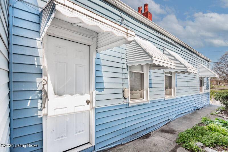 Louisville, KY 40203,1626 Cedar St