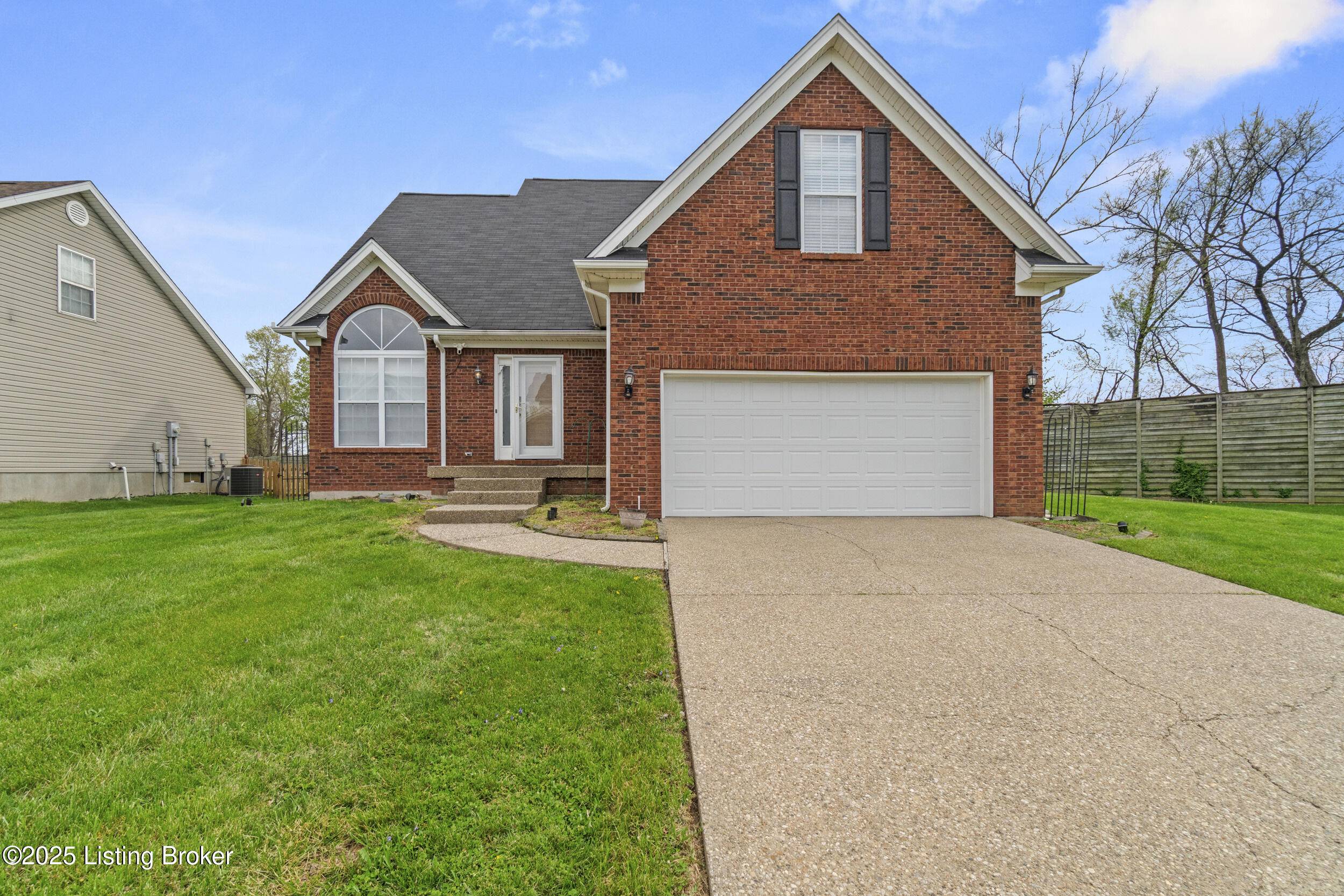Louisville, KY 40241,10400 Leddenton WAY