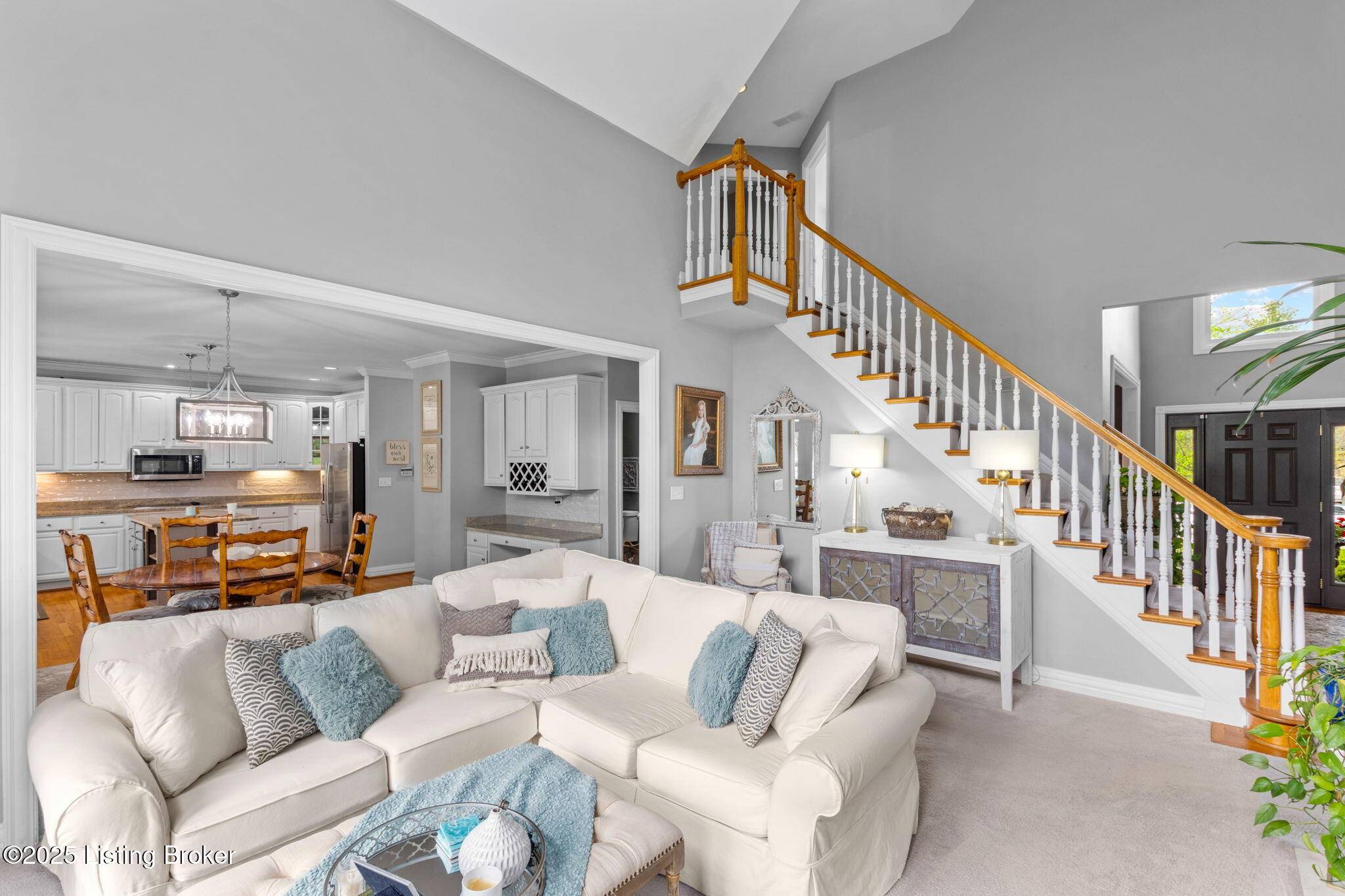 Louisville, KY 40245,17219 Mallet Hill Dr