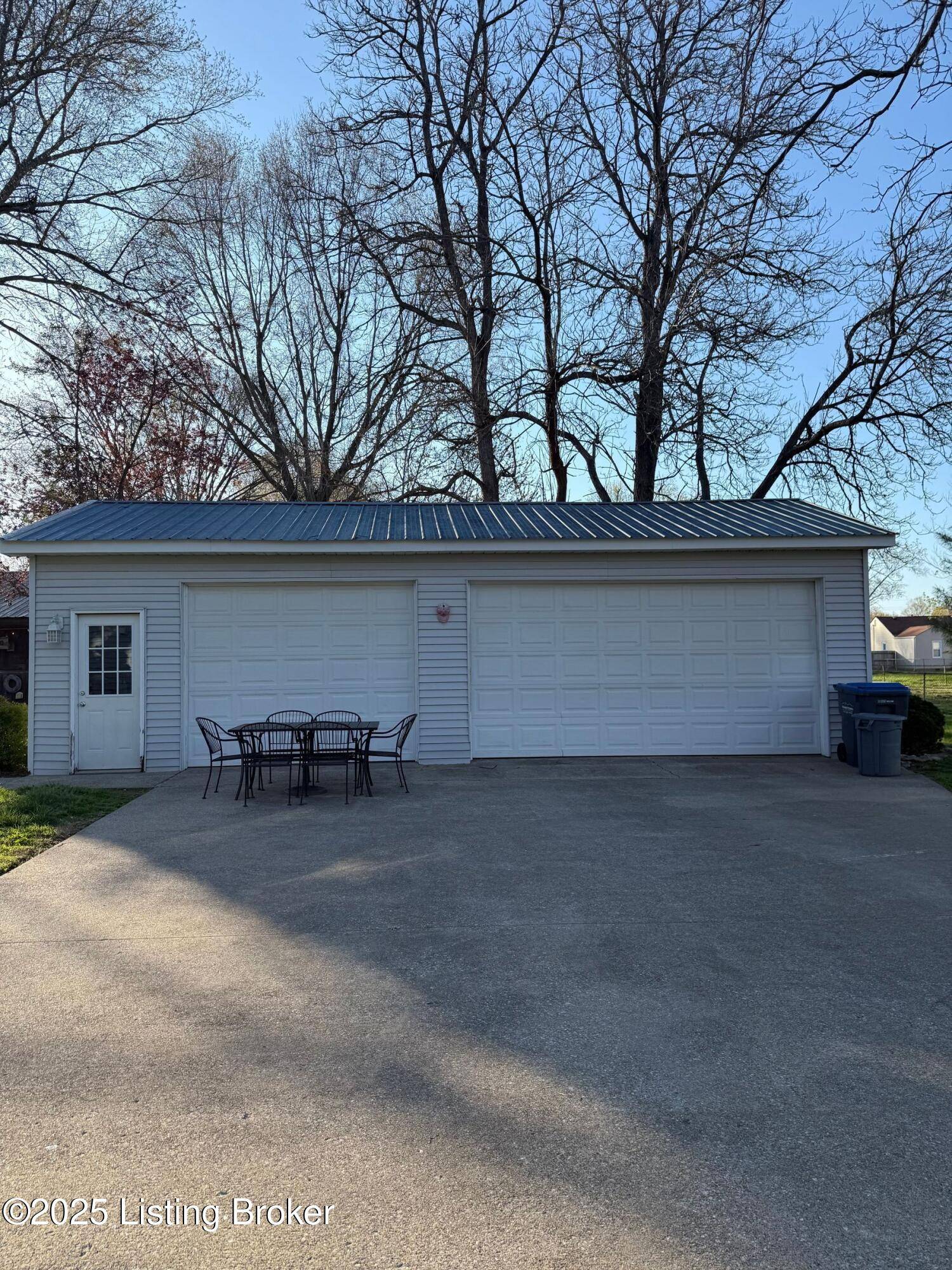 Fairdale, KY 40118,9752 Mason Ln