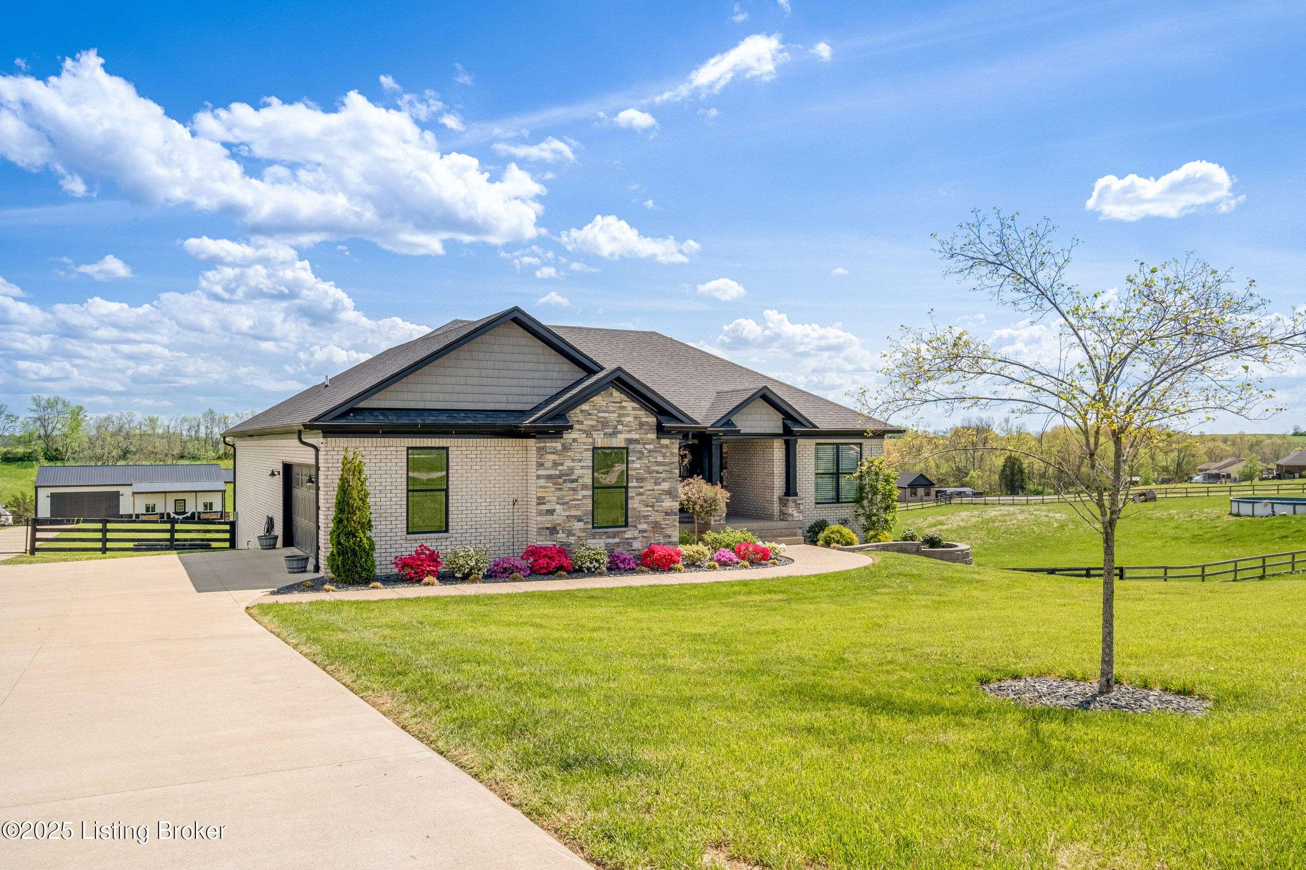 Taylorsville, KY 40071,433 Camp Branch TRL