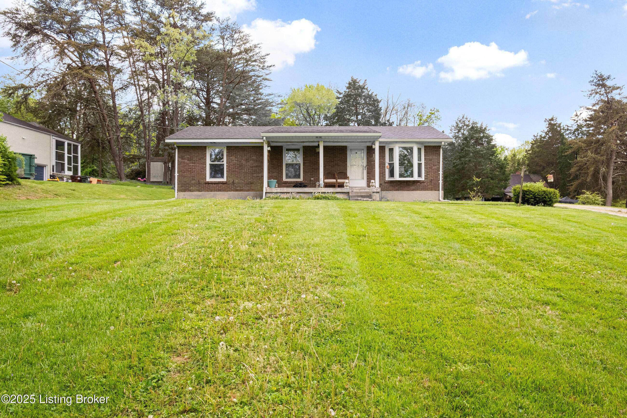 Louisville, KY 40299,3311 Chenoweth Run Rd