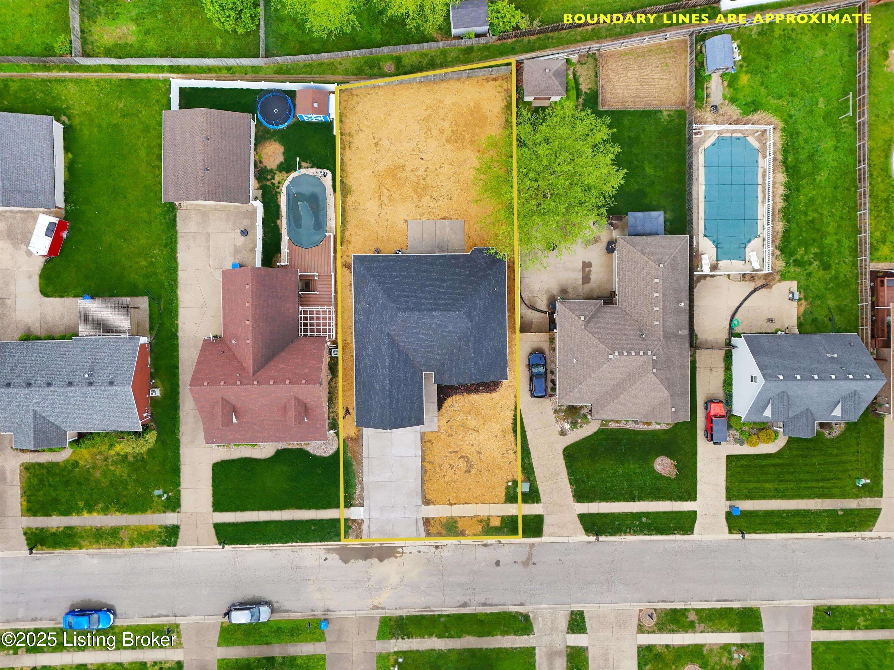 Louisville, KY 40272,6322 Winding Stream Dr