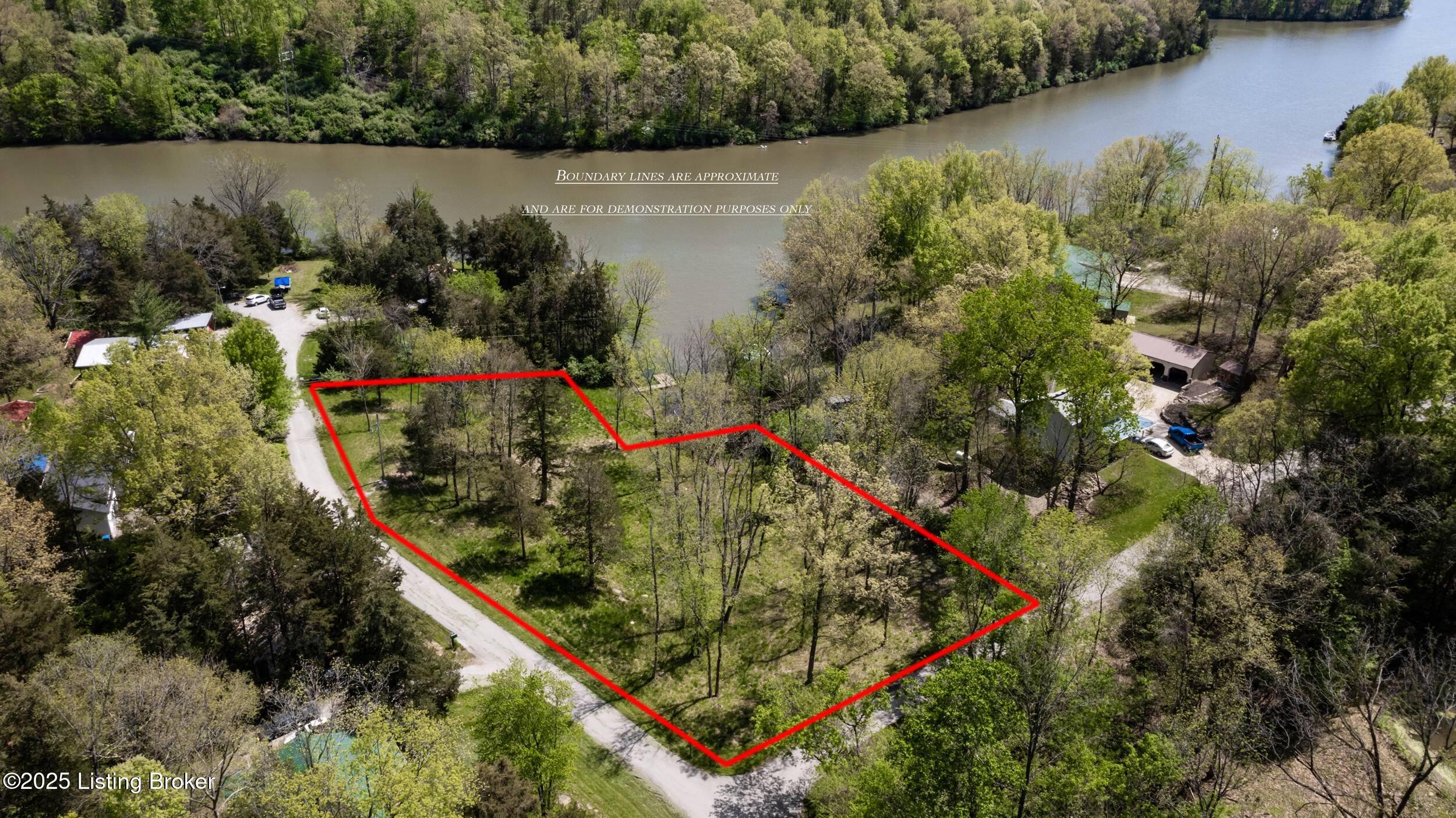 Lawrenceburg, KY 40342,1016 Peninsula Dr