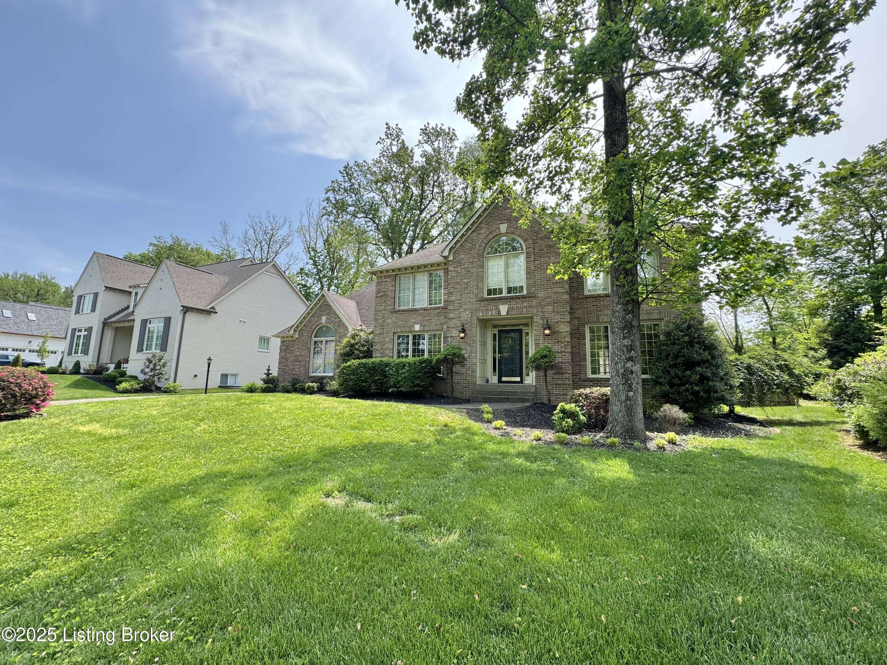 Louisville, KY 40223,10950 Old Harrods Woods Cir