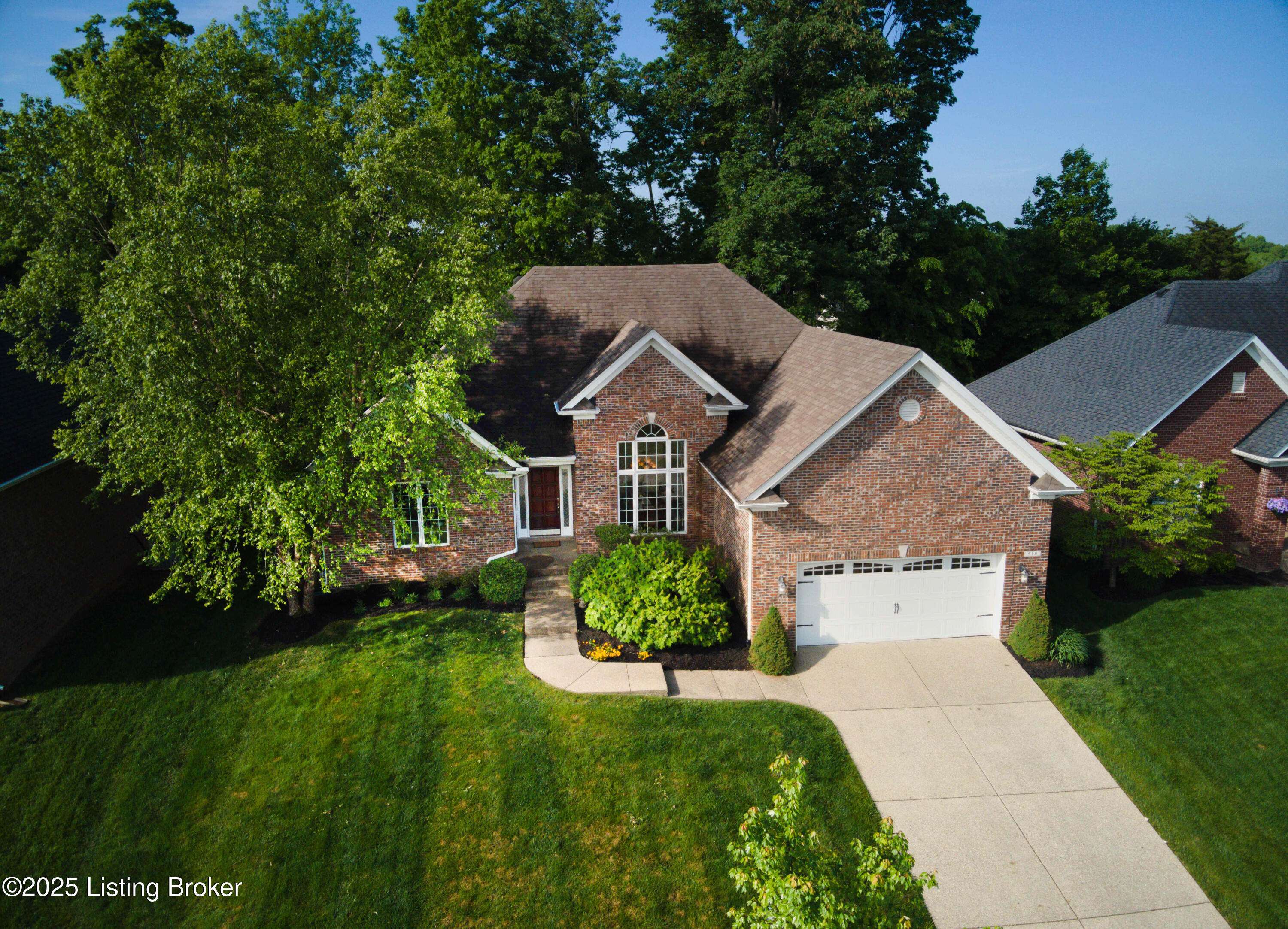 Louisville, KY 40245,518 Davenport Dr