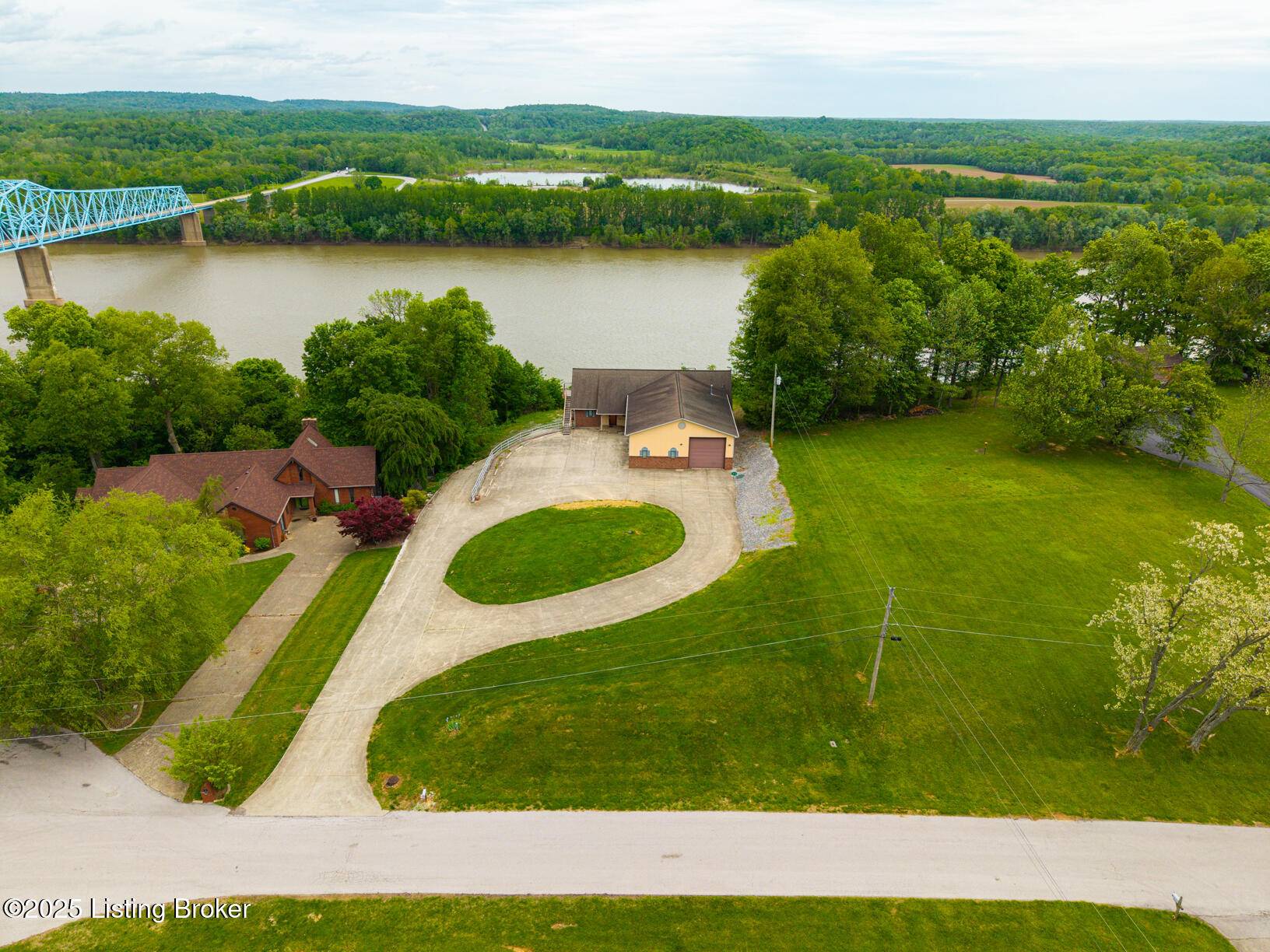 Brandenburg, KY 40108,116 Lisa Dr