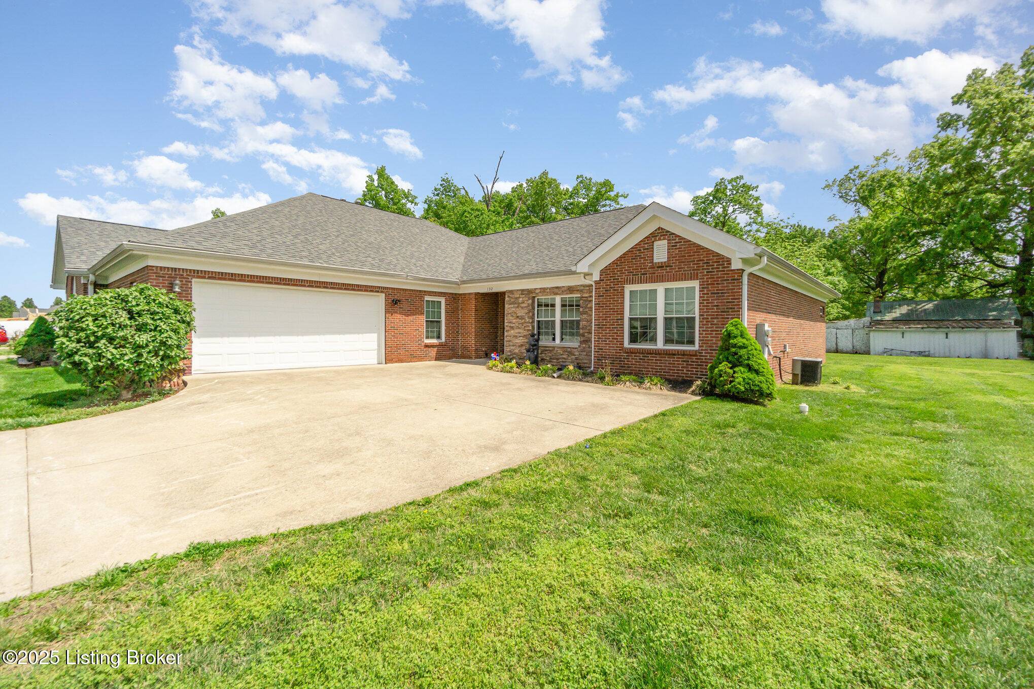 Shepherdsville, KY 40165,132 Bullitt Creek Dr