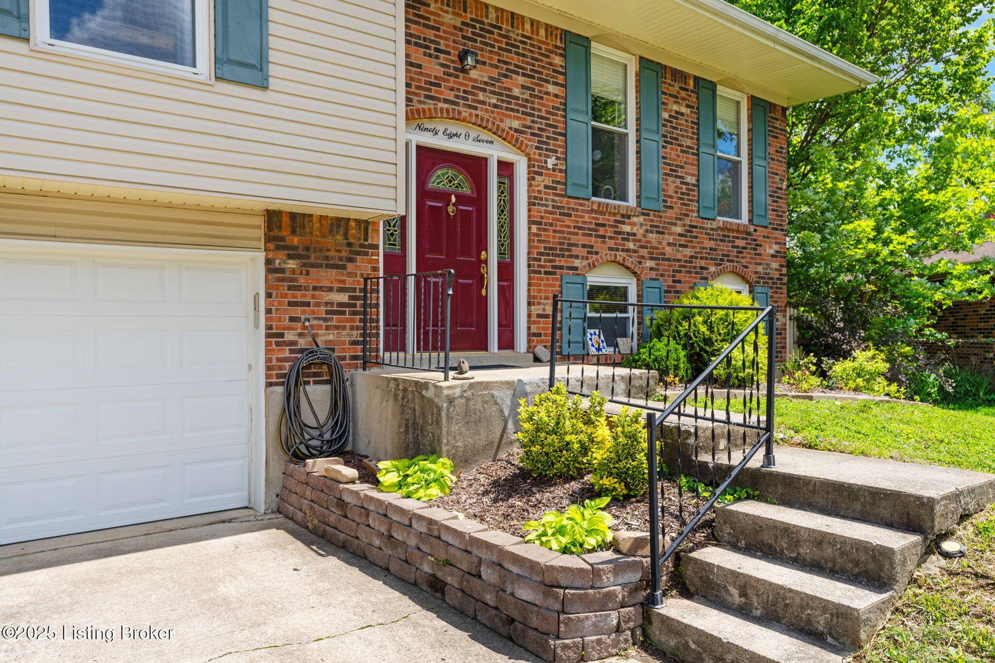 Louisville, KY 40291,9807 Dea Dea Ct