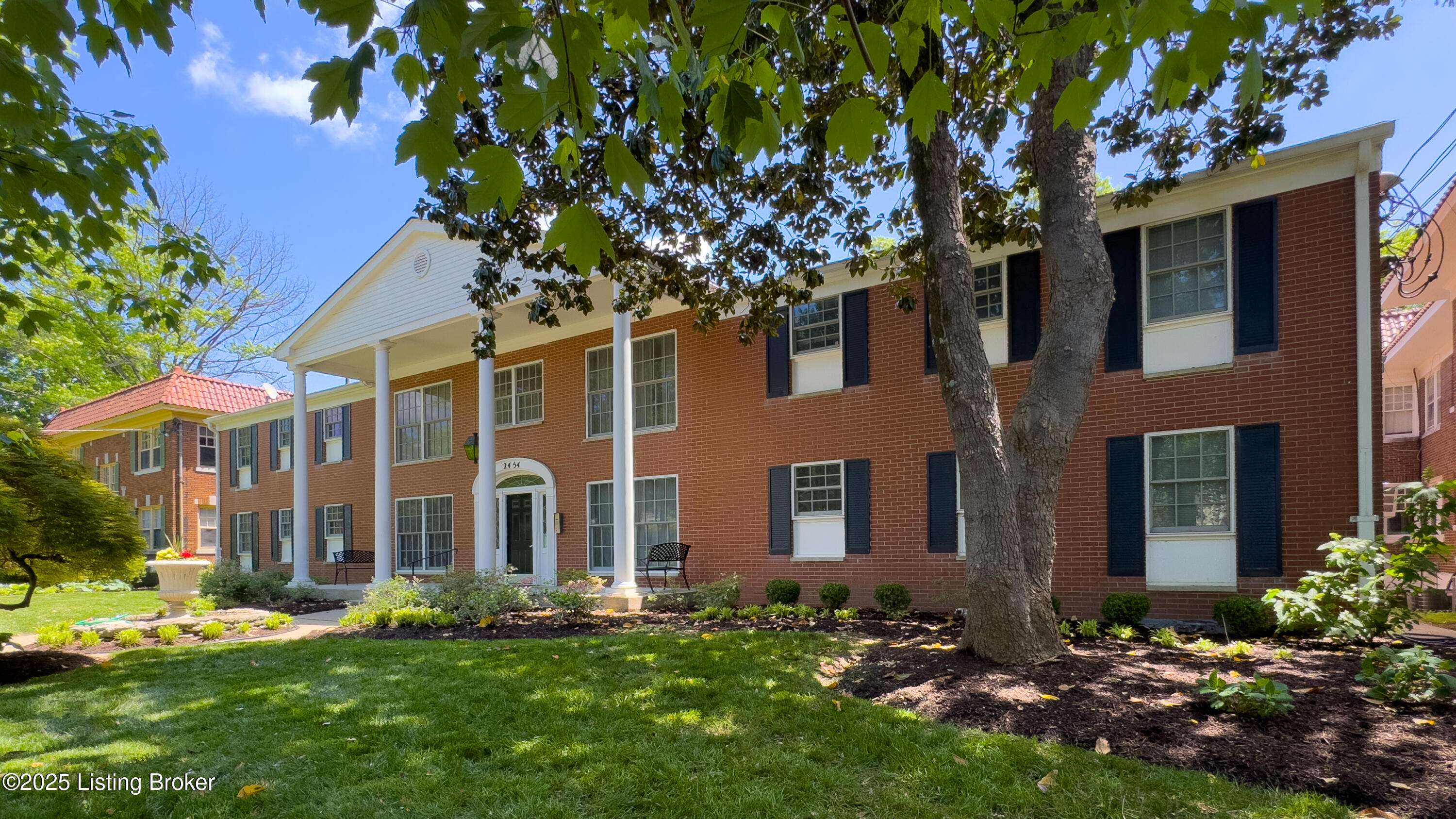 Louisville, KY 40204,2454 Glenmary Ave #15