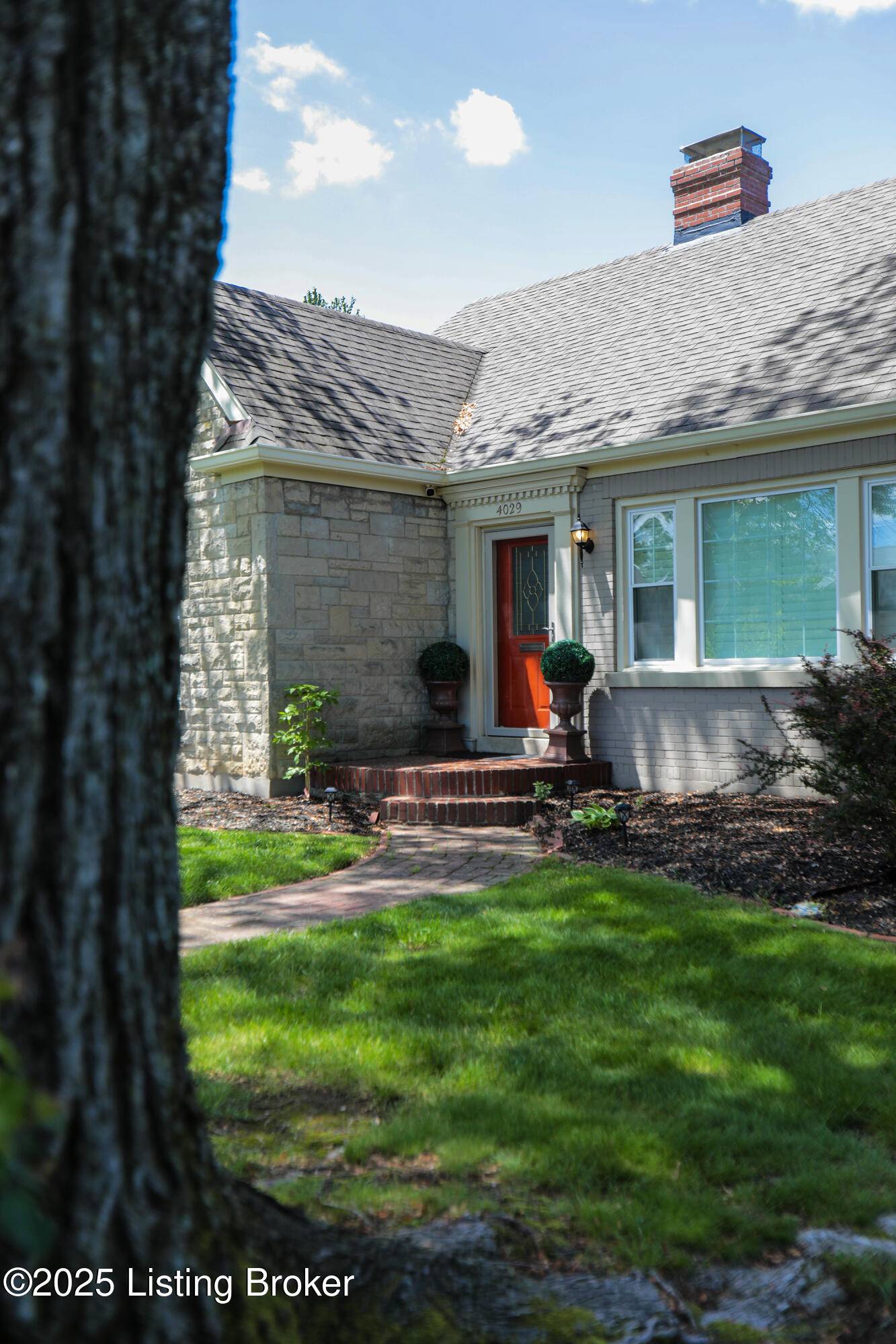 Louisville, KY 40207,4029 Winchester Rd