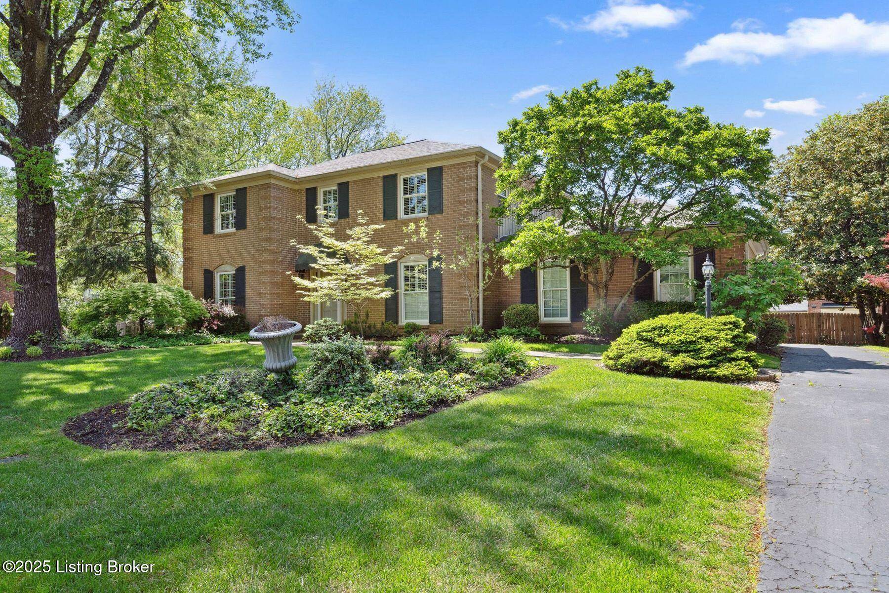 Jeffersontown, KY 40299,3804 Pramany Ct