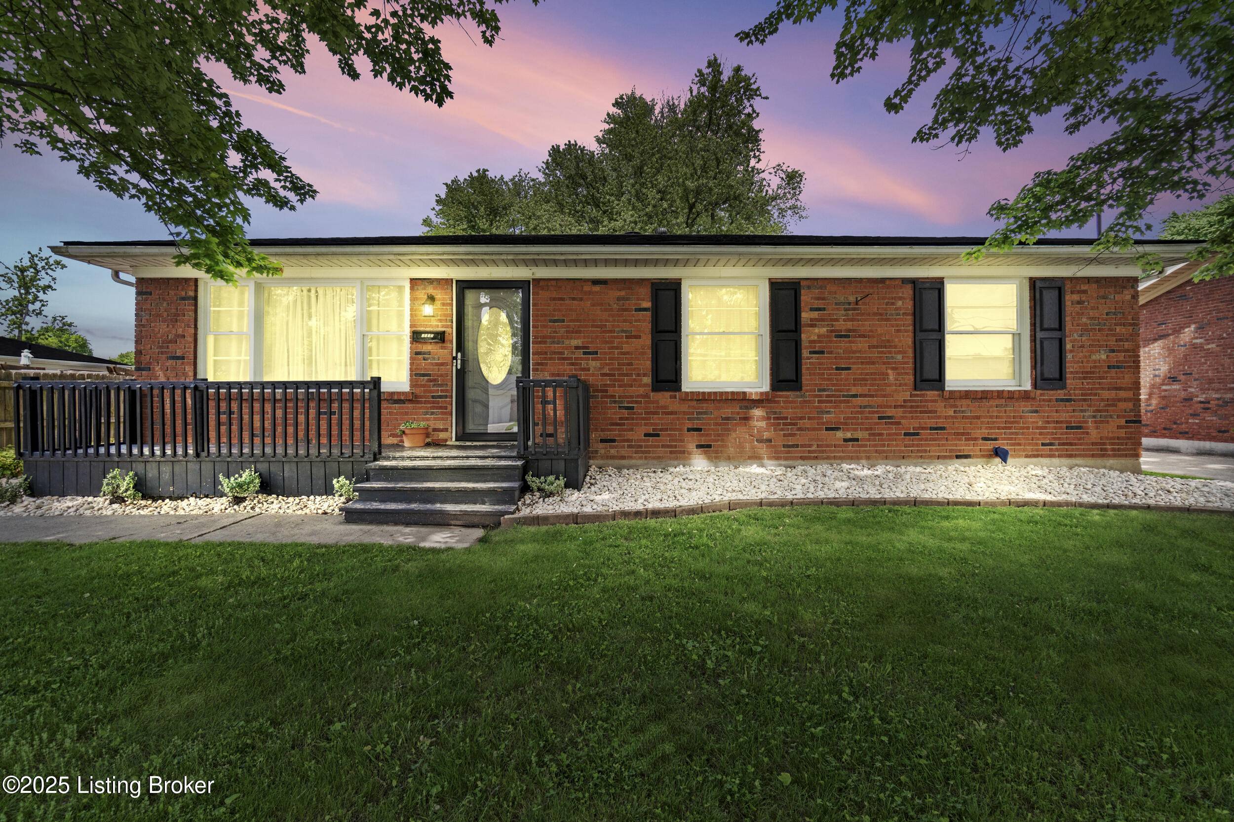 Louisville, KY 40216,2013 White Oak Ln