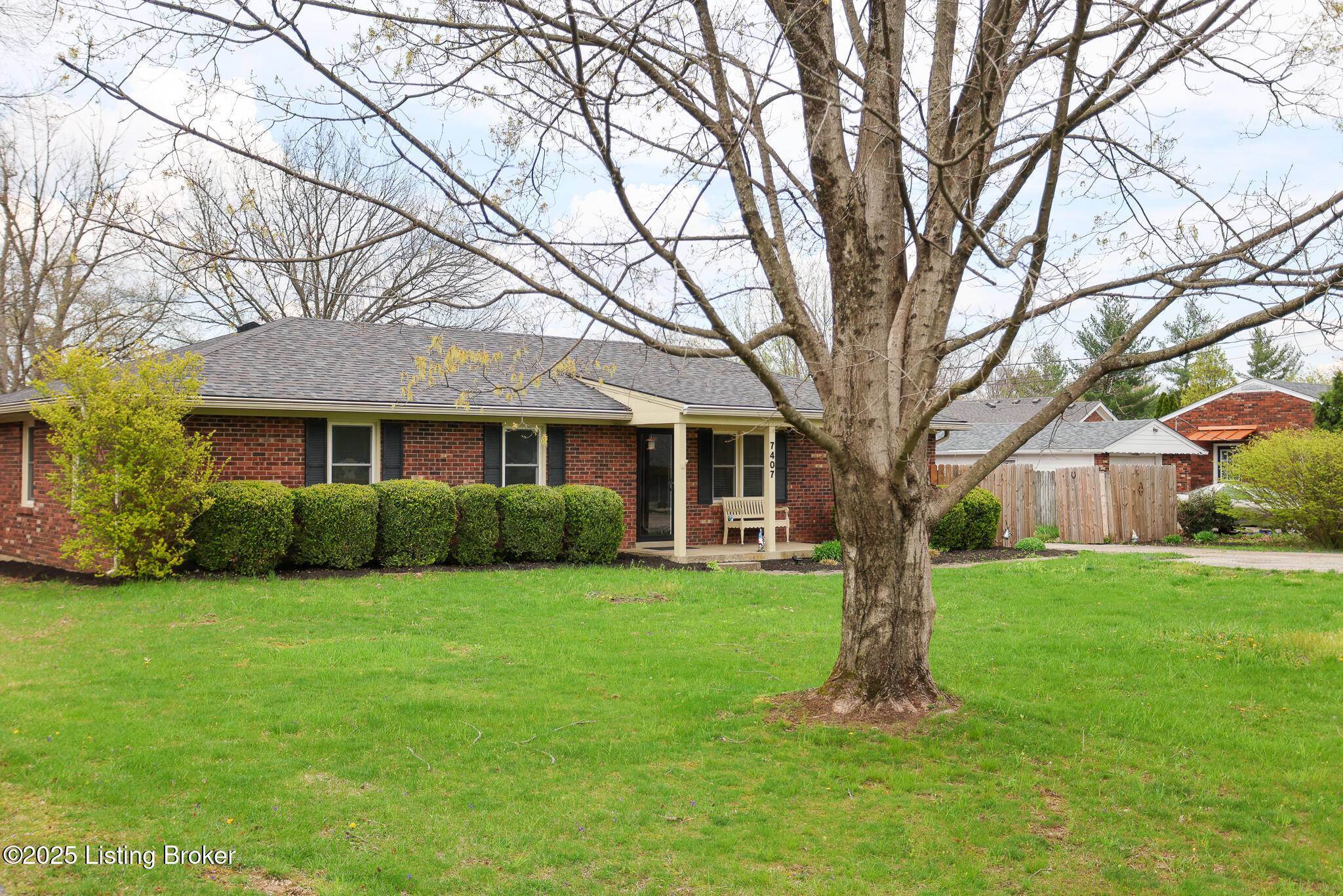 Crestwood, KY 40014,7407 Meadow Rd