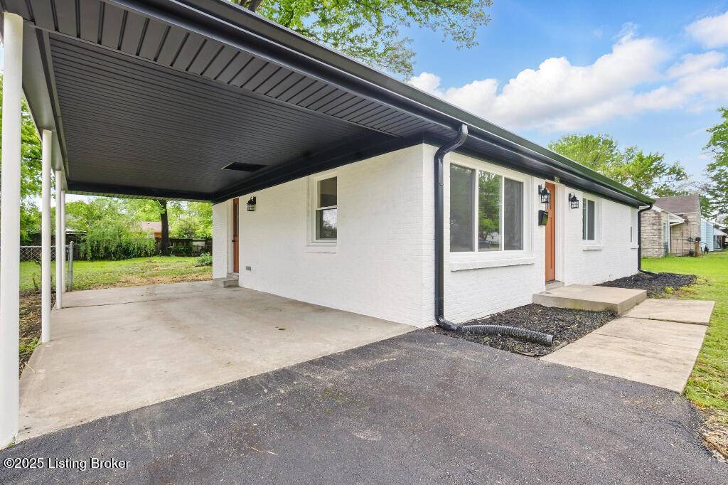 Louisville, KY 40219,6309 Hanses Dr