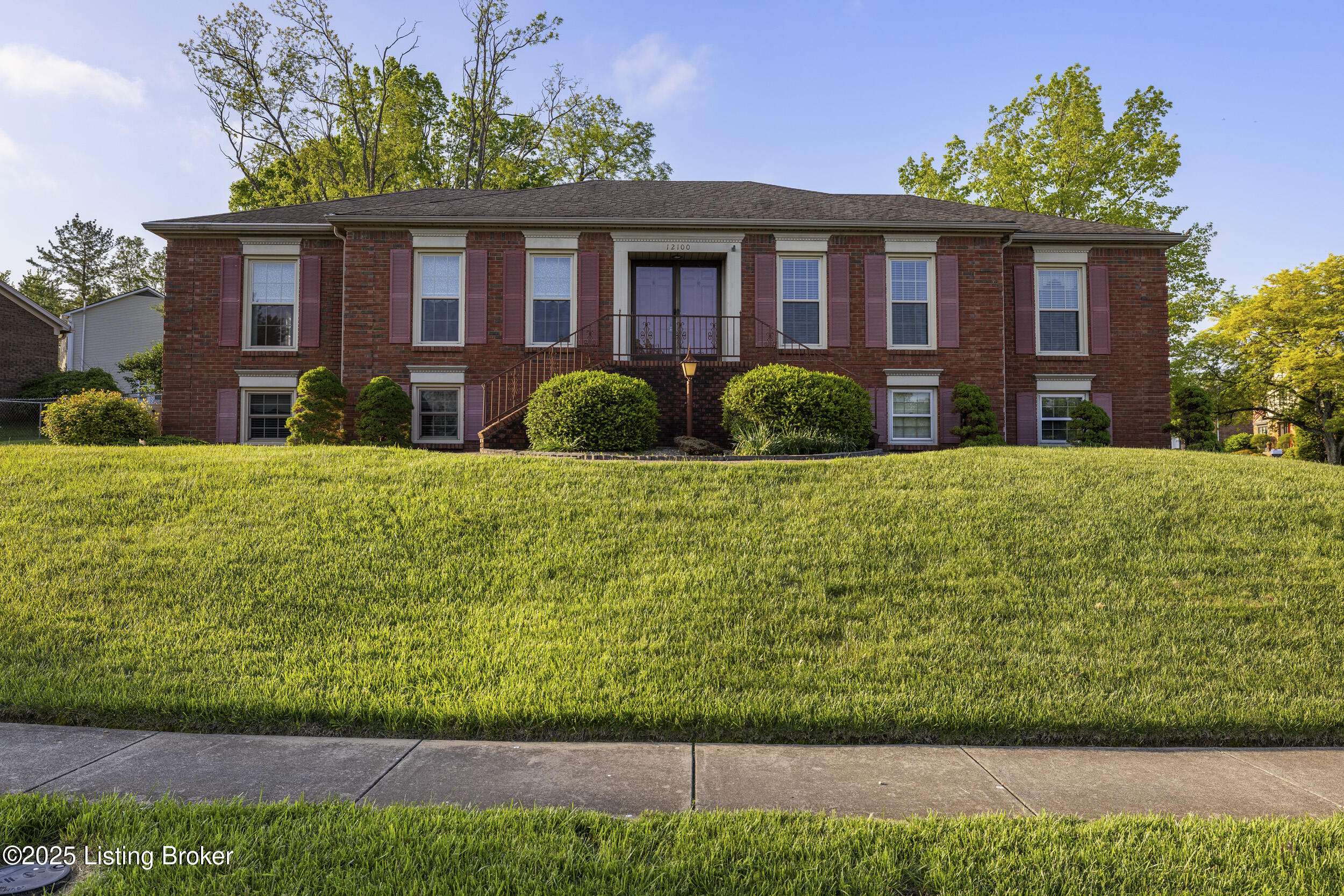 Louisville, KY 40243,12100 Edenwood Dr