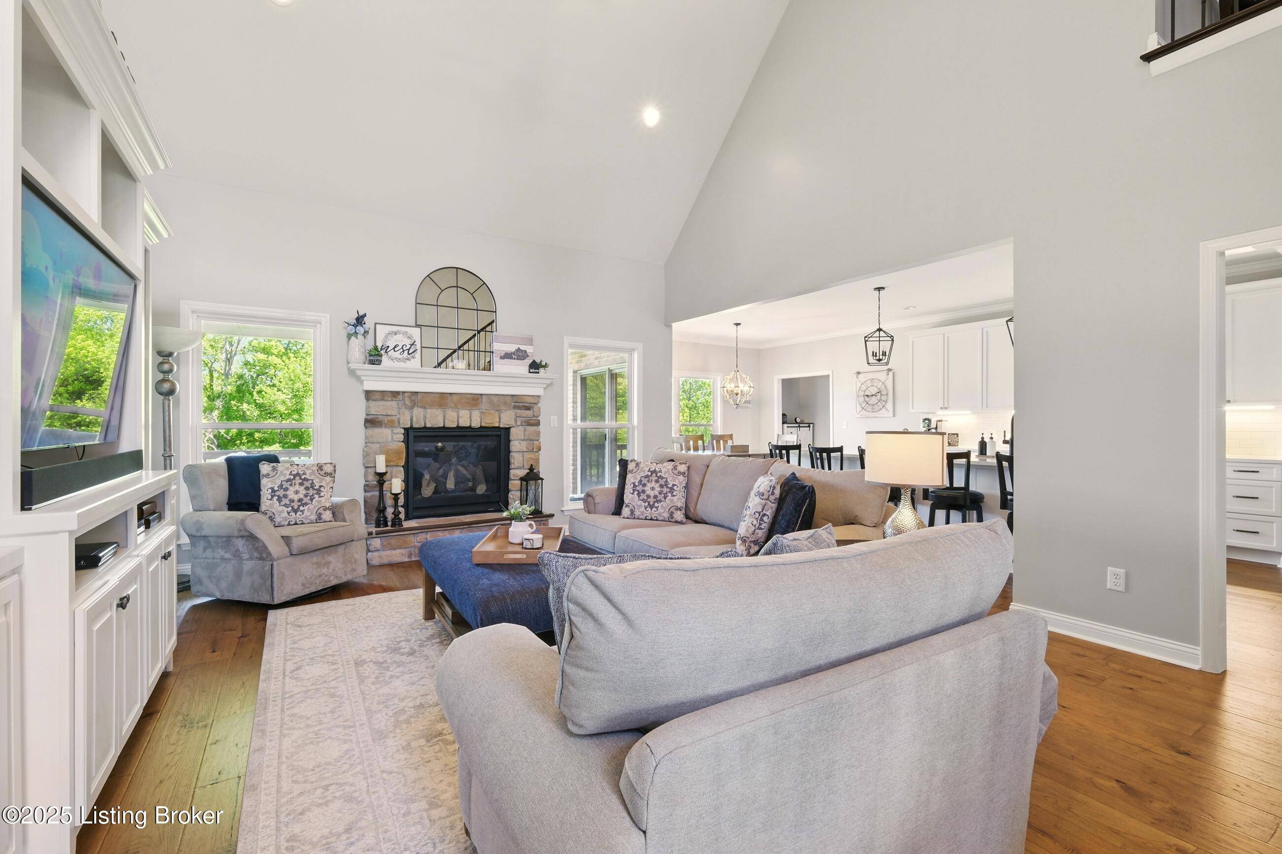 La Grange, KY 40031,3403 Heather Wood Dr