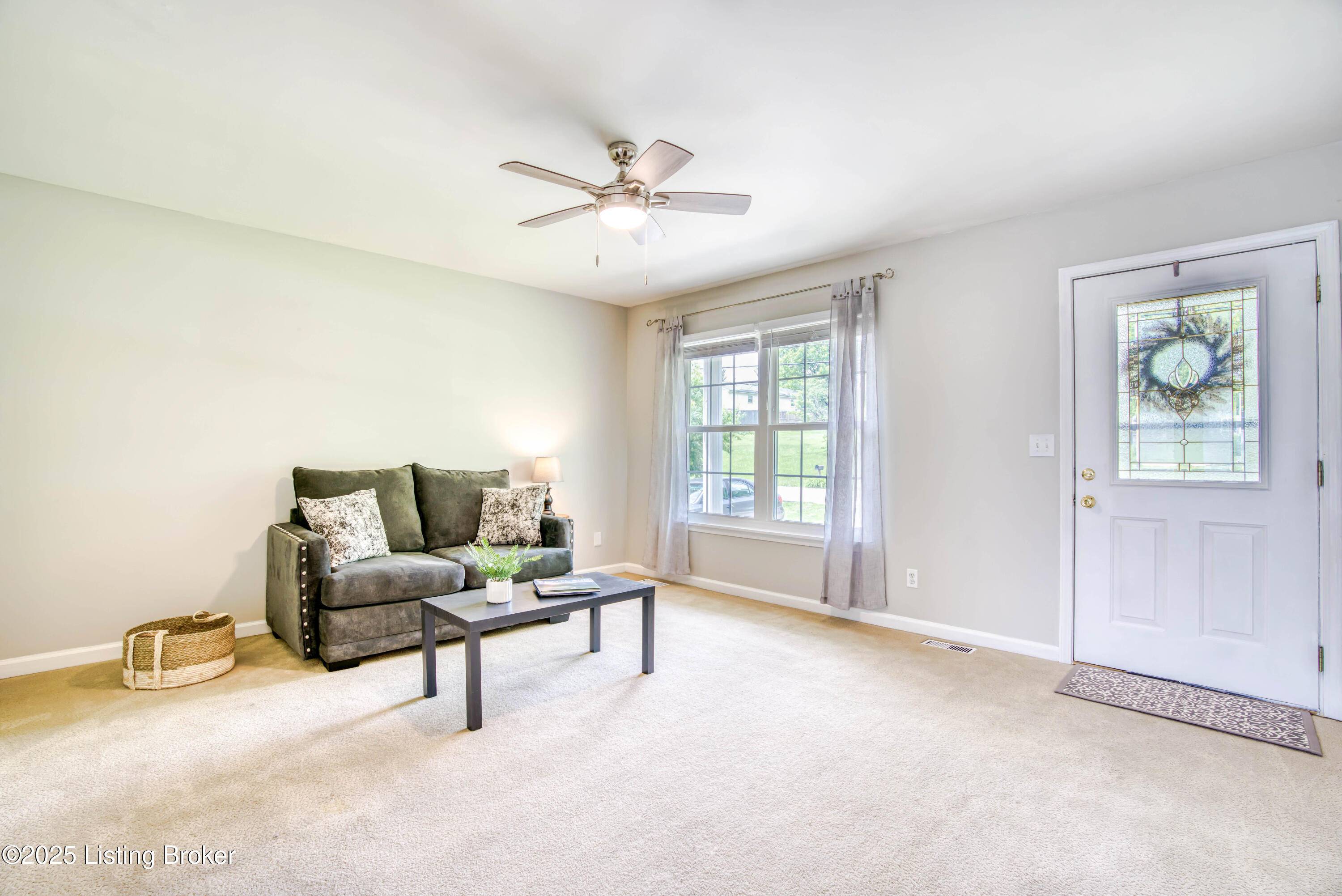Simpsonville, KY 40067,305 Old Veechdale Rd