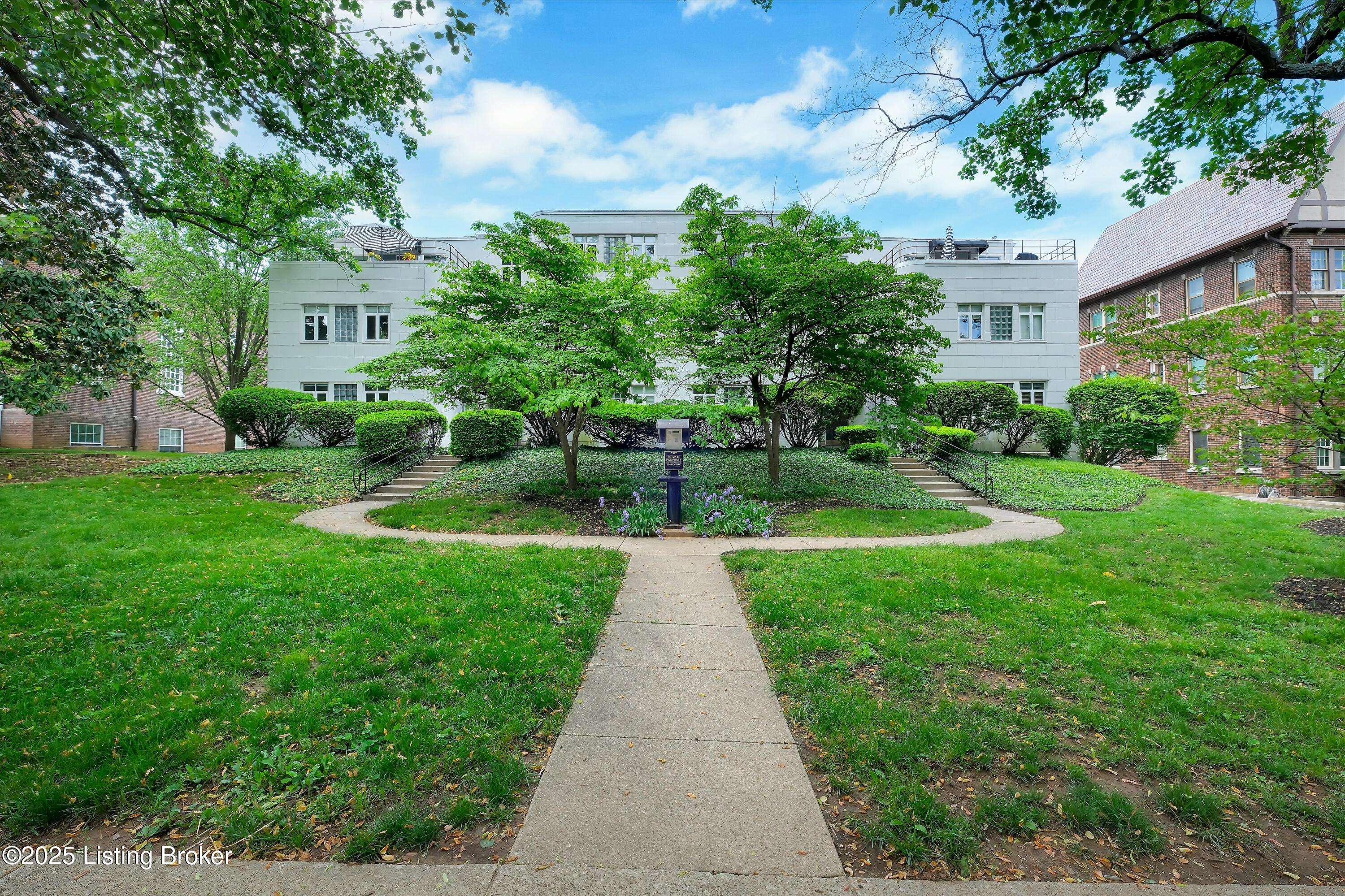 Louisville, KY 40205,2039 Douglass Blvd #5