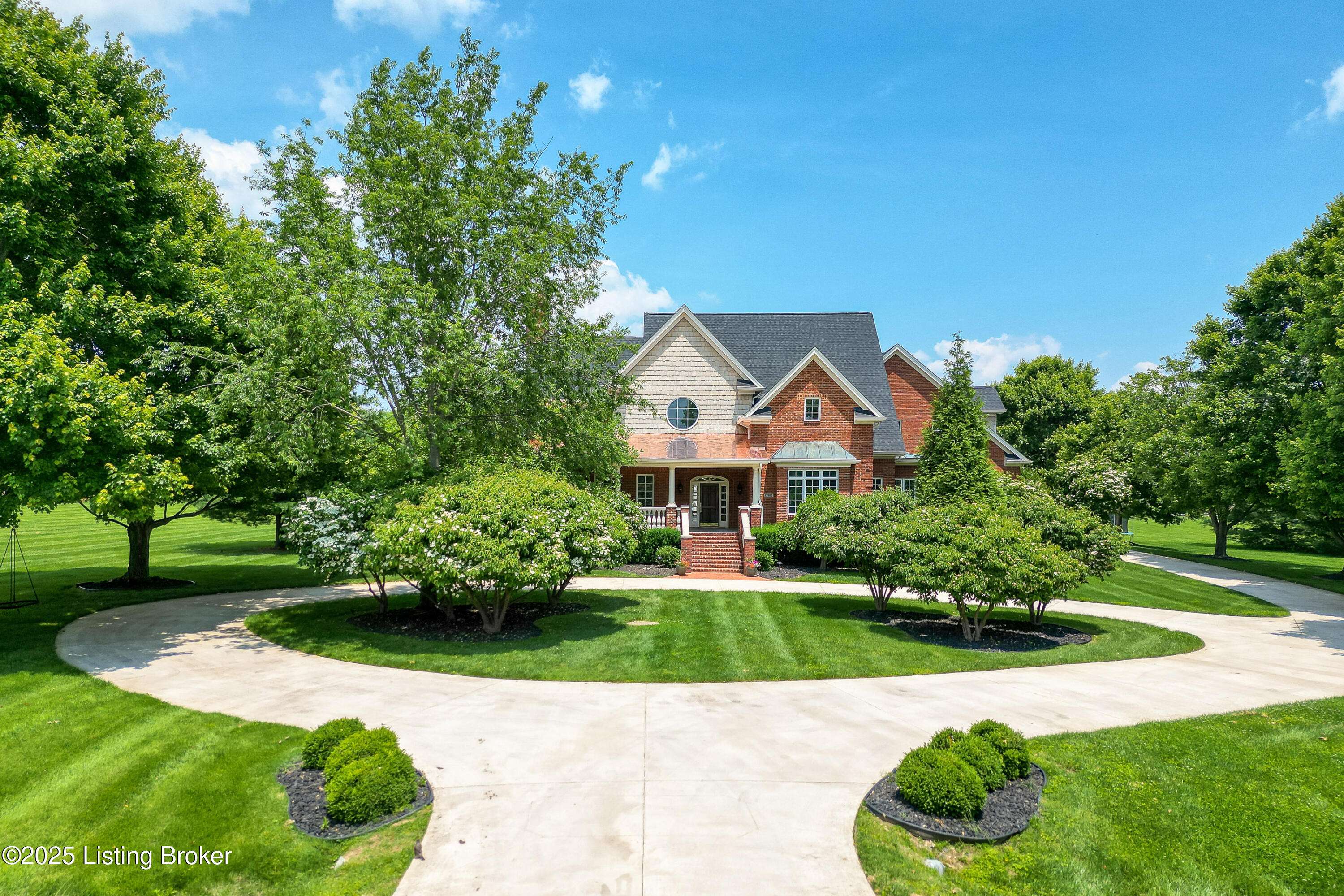 Prospect, KY 40059,13909 River Glen Ln