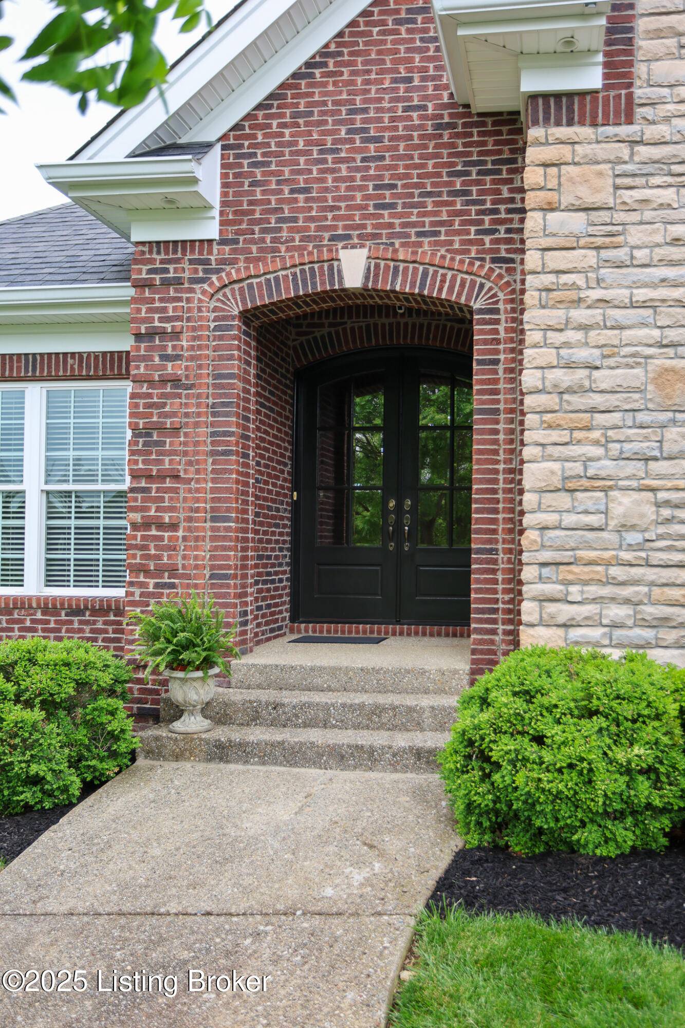 Louisville, KY 40245,1115 Malone Pl