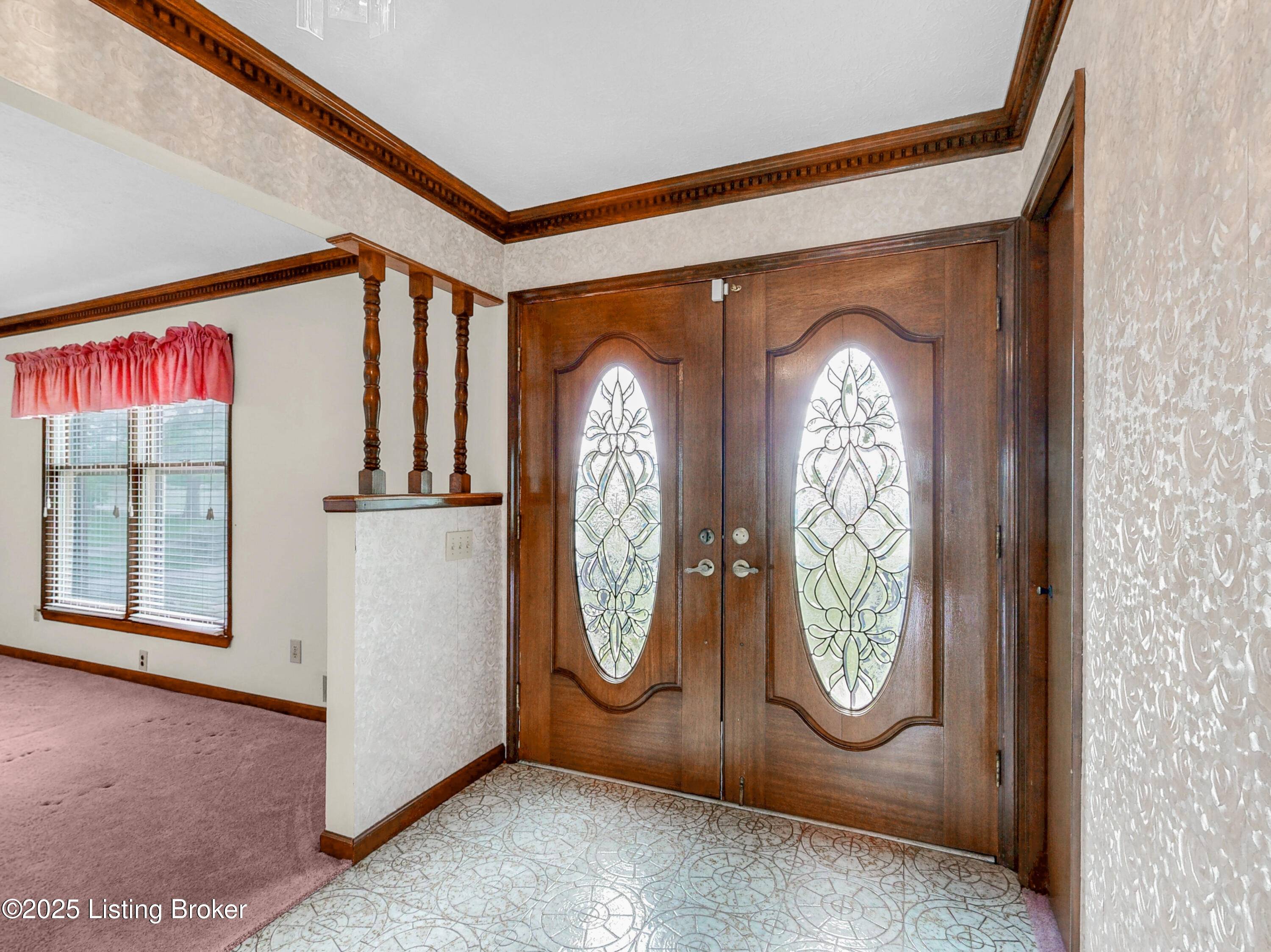 Louisville, KY 40228,6521 Briscoe Ln